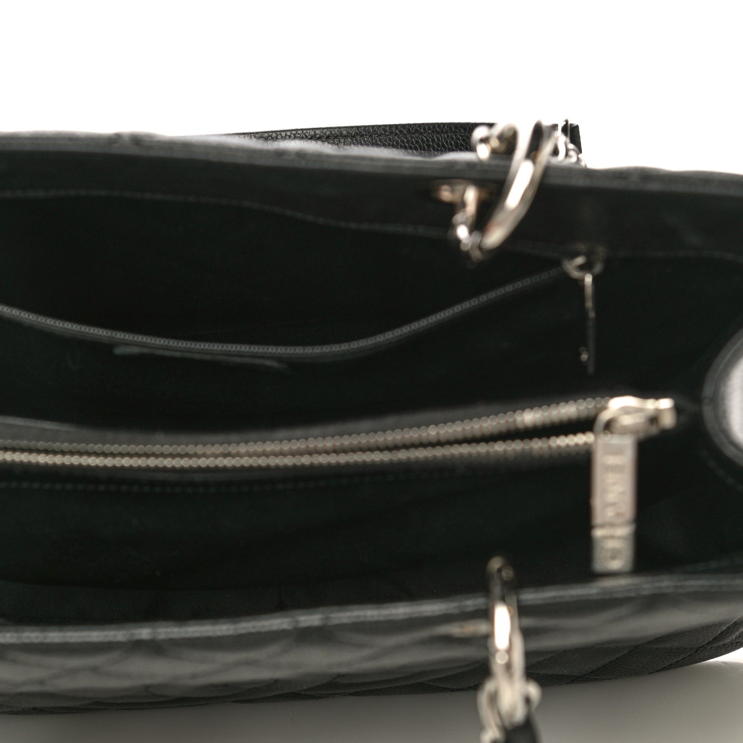 Caviar Quilted Grand Shopping Tote GST Black