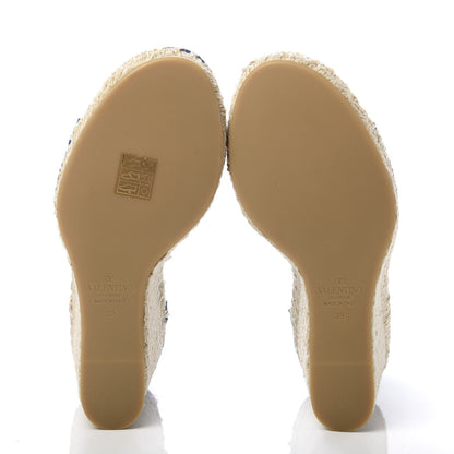 Valentino Garavani Grained Calfskin Rockstud Ankle Strap Espadrille 15/105mm Wedge Sandals 39 Blu Delft Natural 5 of 9