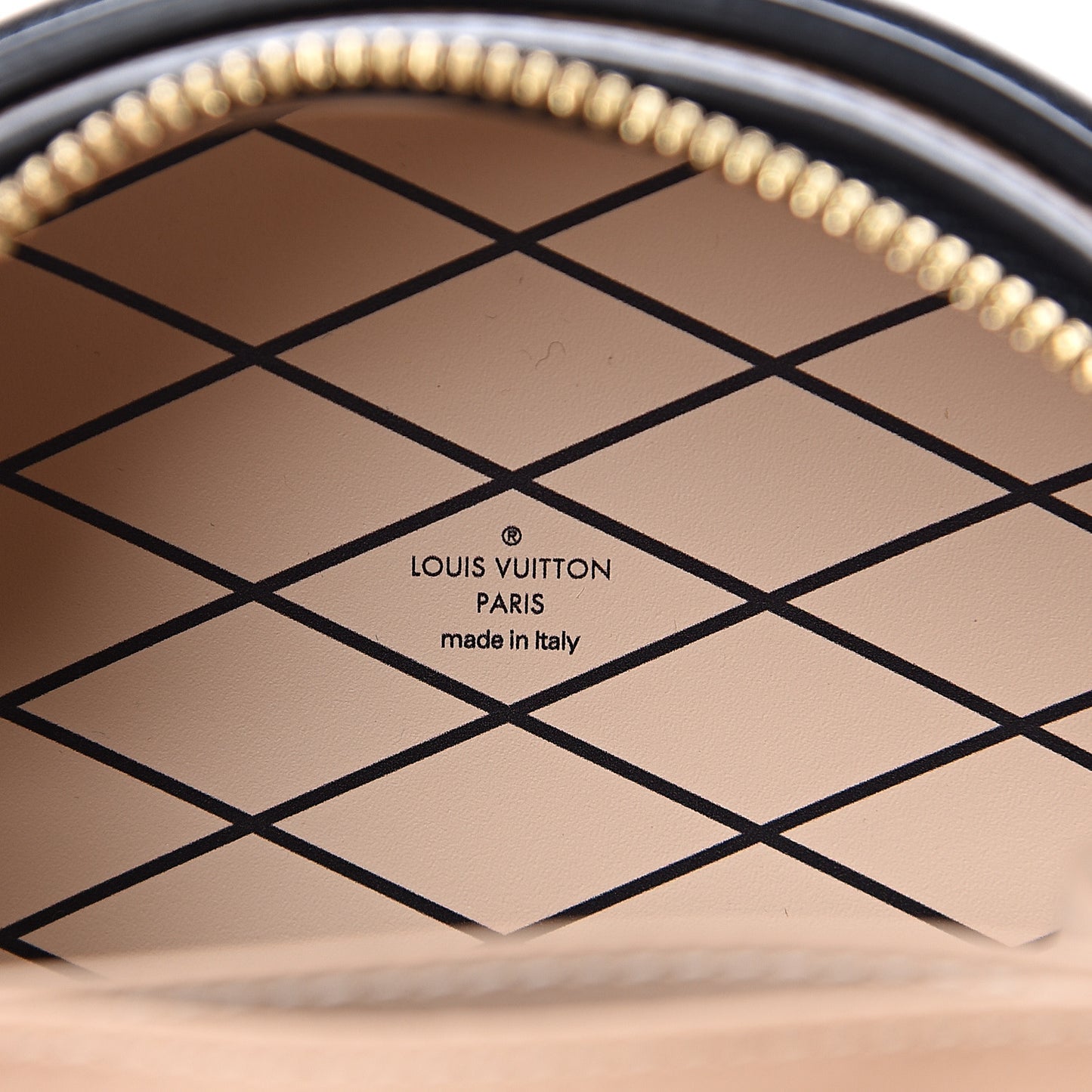 Reverse Monogram Mini Boite Chapeau
