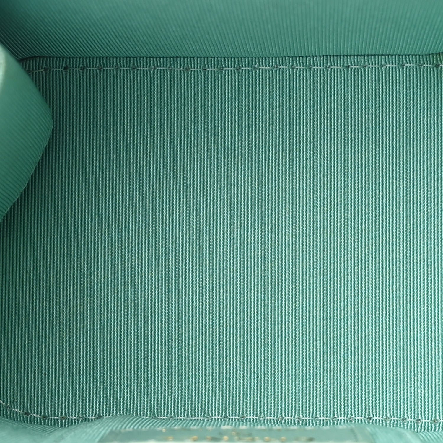 Chanel Iridescent Caviar Quilted Mini Pearl On Top Vanity Case With Chain Green 5 of 11