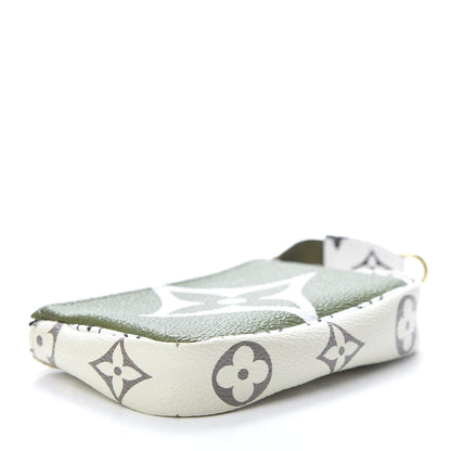 Louis Vuitton Monogram Giant Micro Pochette Accessories Kaki White 4 of 8