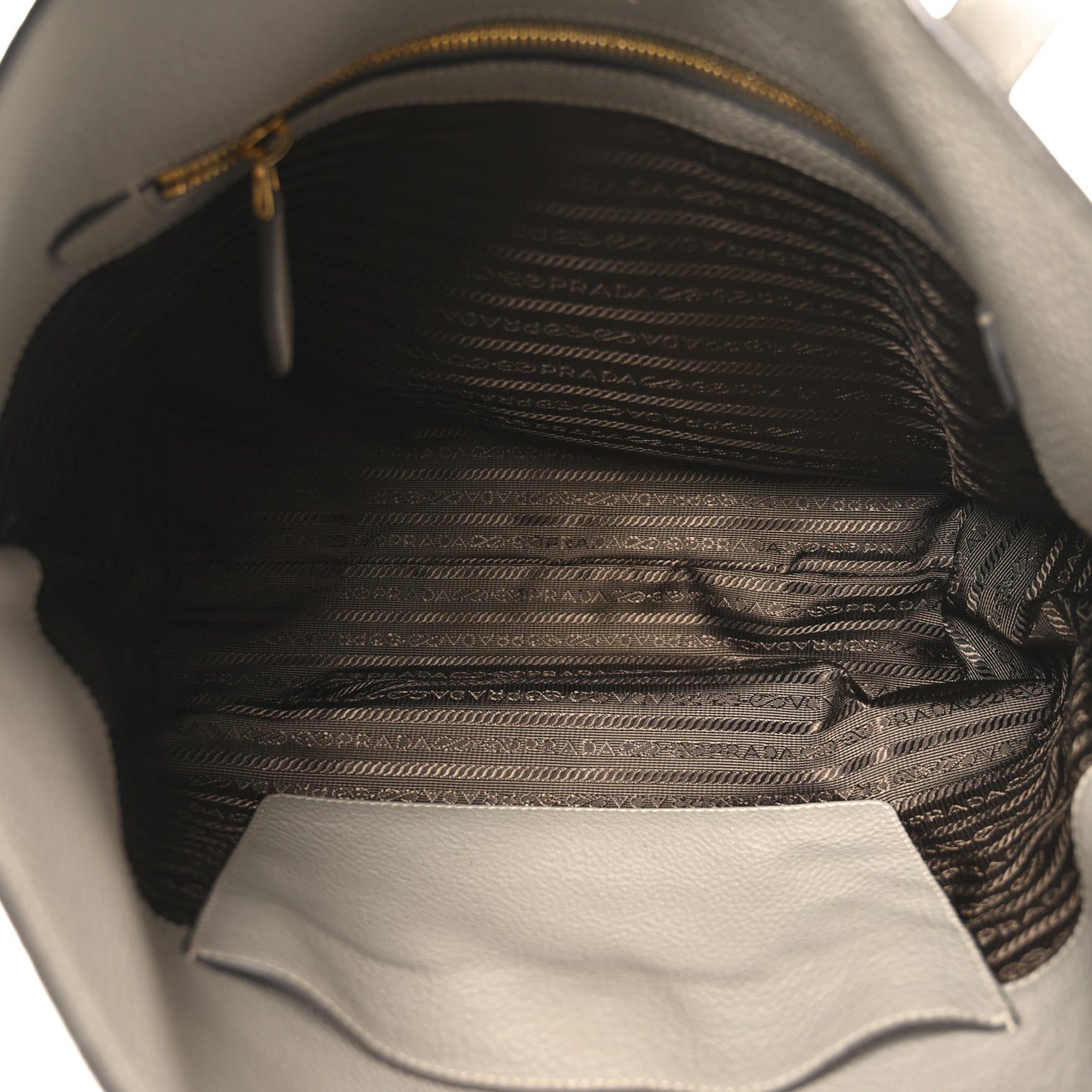 Vitello Daino Pocket Shopping Tote Pomice