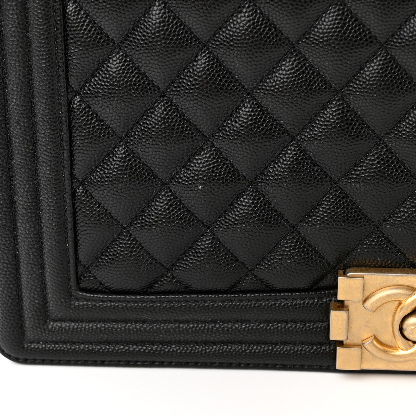 Caviar Quilted New Medium Boy Flap Black