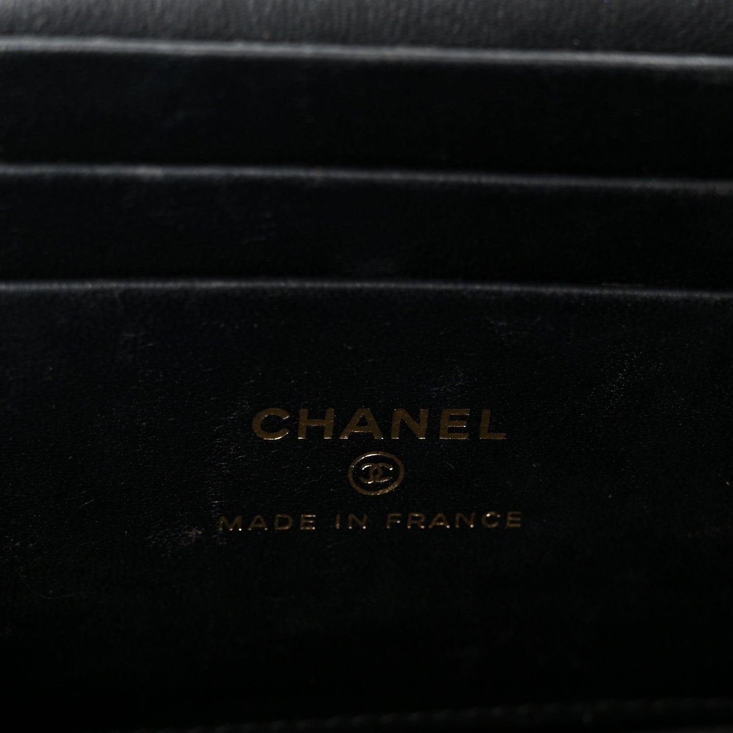 Lambskin Quilted Small Top Handle Vanity Case With Chain Black