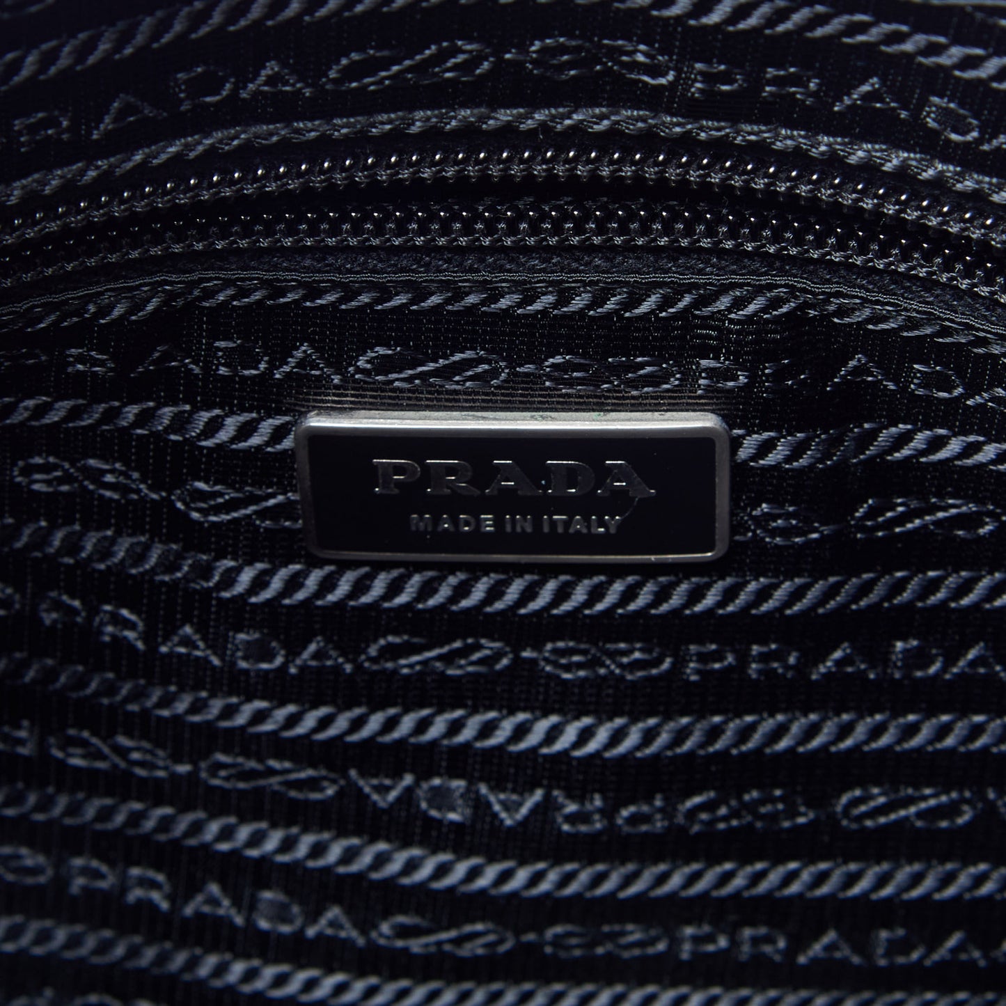 Nylon Flat Messenger Bag Black
