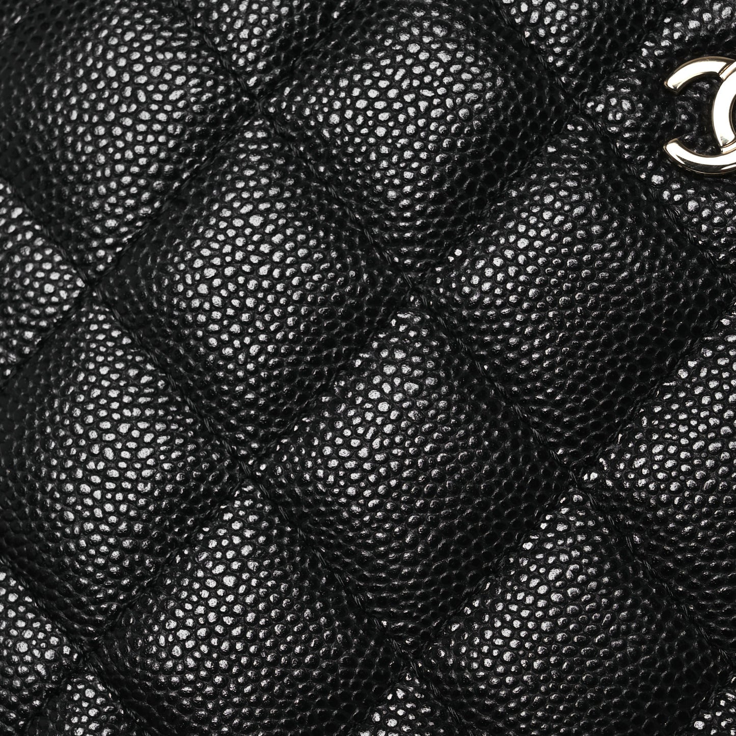 Caviar Quilted Classic Clutch With Chain Black