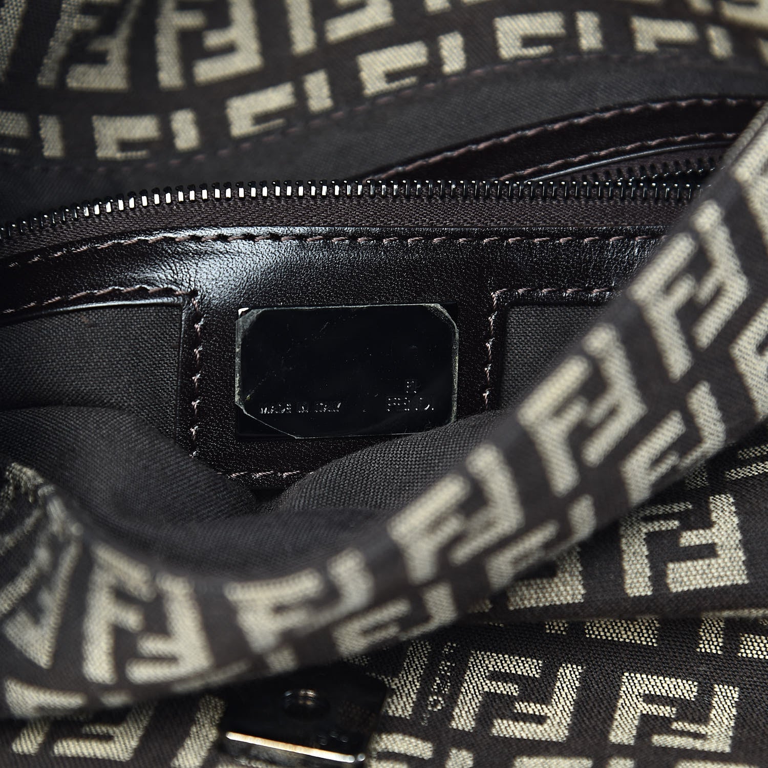 Fendi Zucchino Vitello Mama Baguette Testa di Moro Beige 6 of 9
