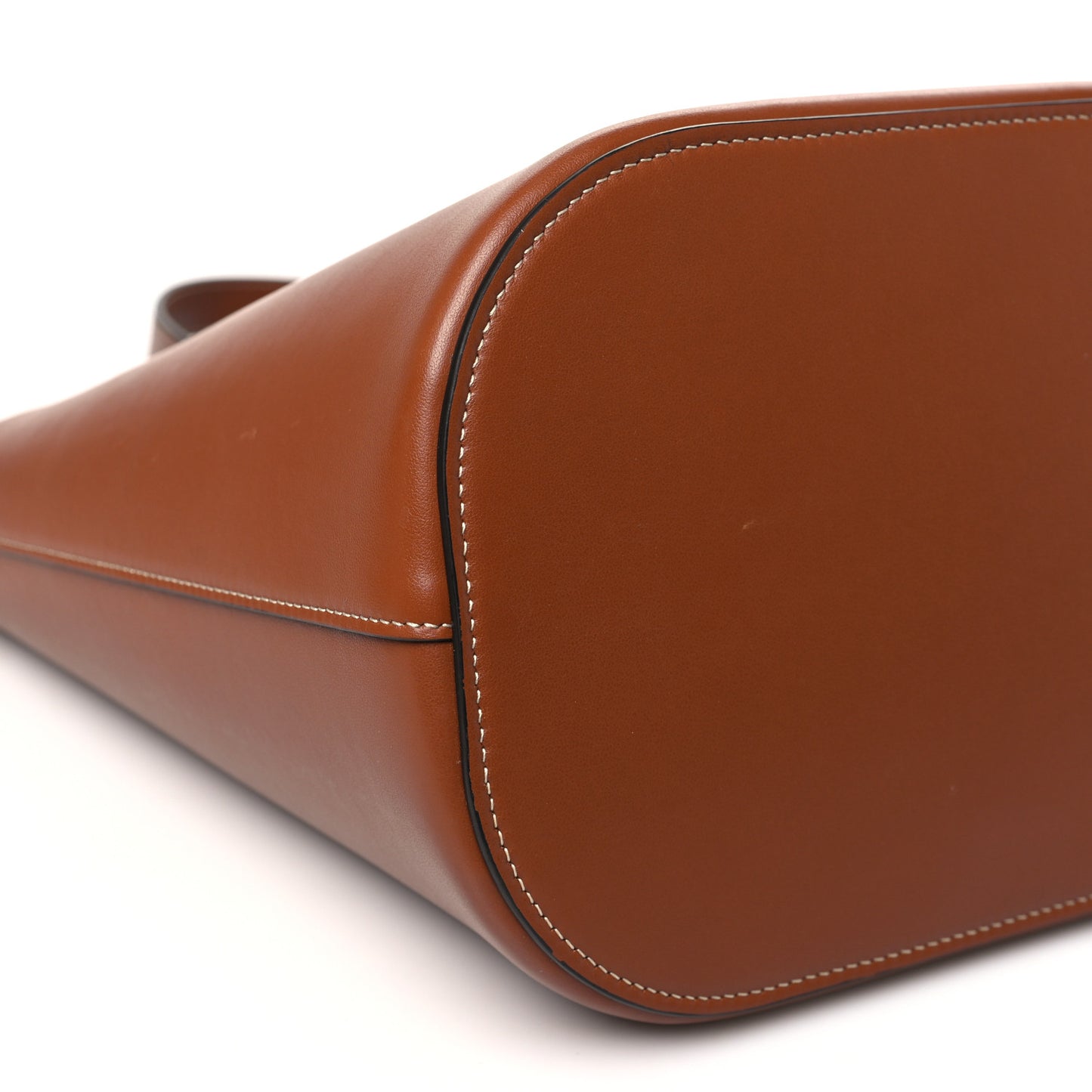Smooth Calfskin Triomphe Medium Louise Bag Tan
