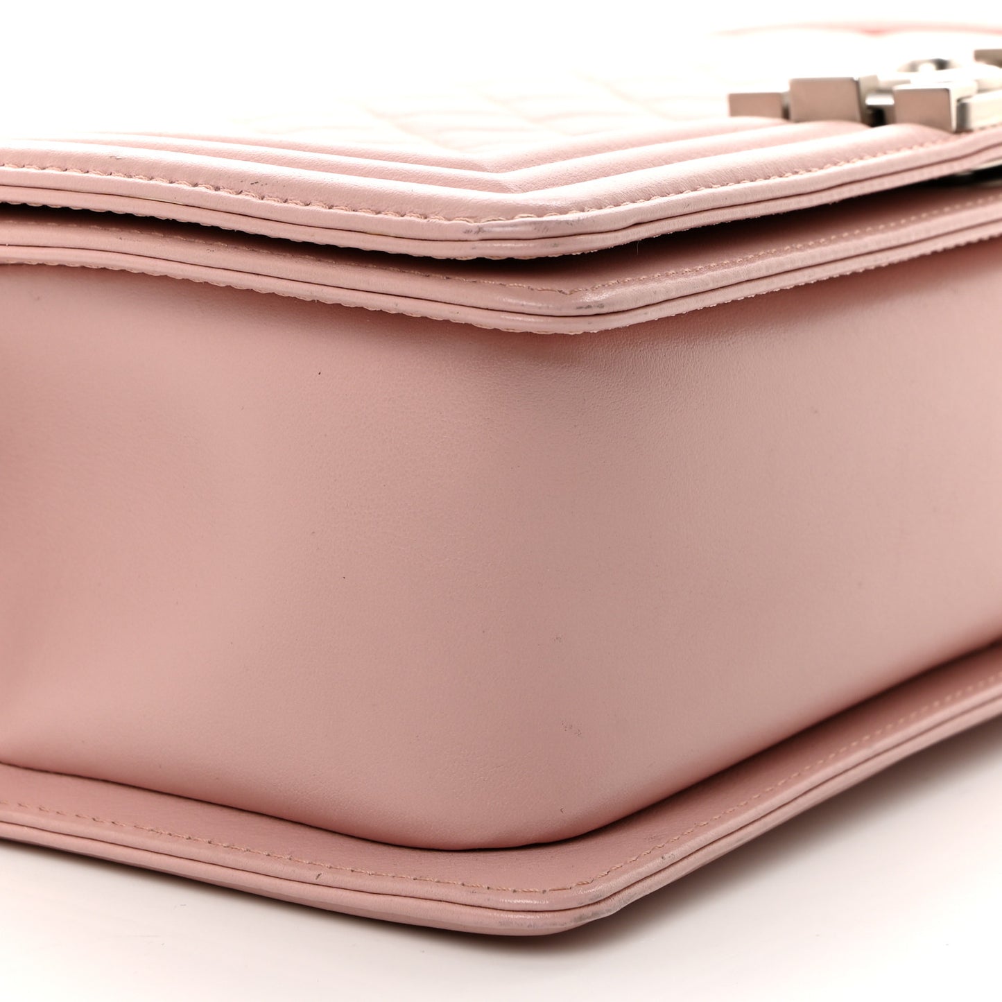 Calfskin Quilted Medium Boy Flap Light Pink