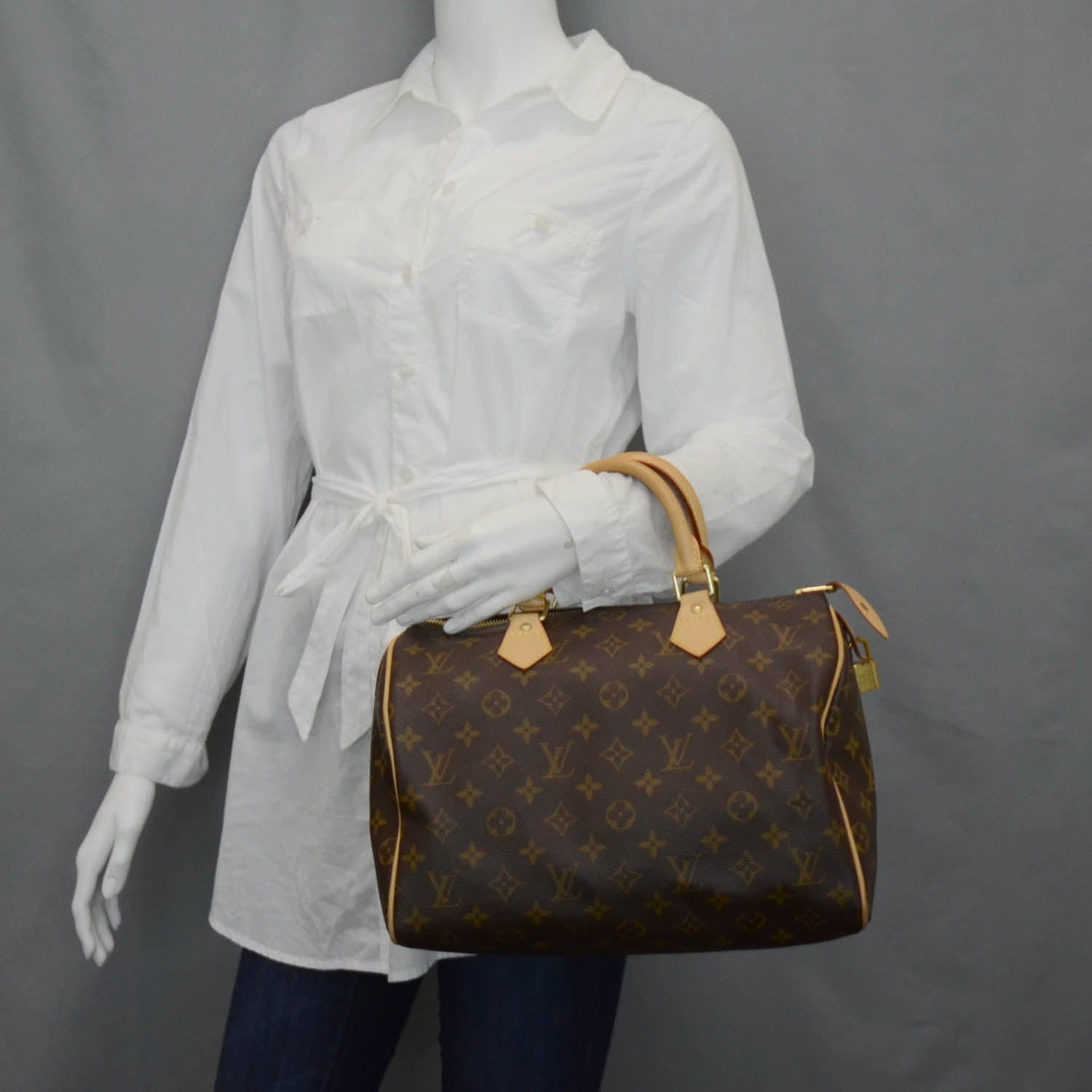 Louis Vuitton Monogram Speedy 30 2 of 9