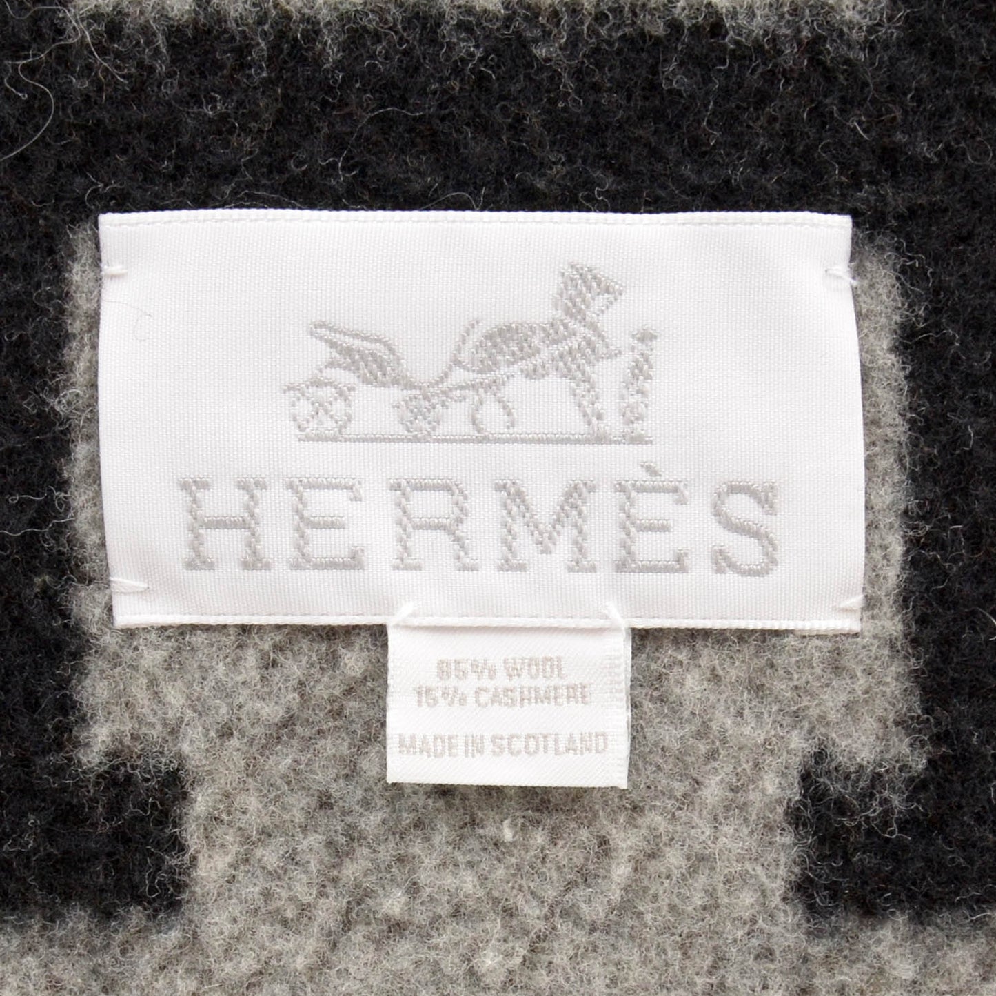 Wool Cashmere Signature Avalon Blanket Black