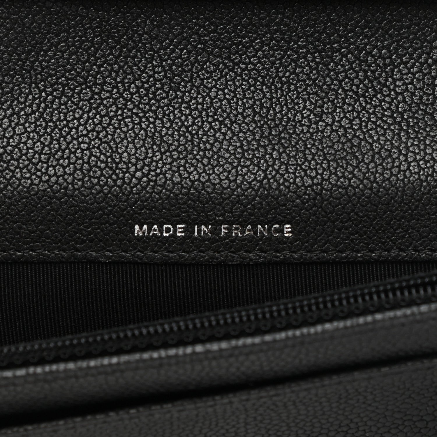 Chanel Caviar Quilted Reissue Yen Wallet Black 7 of 10