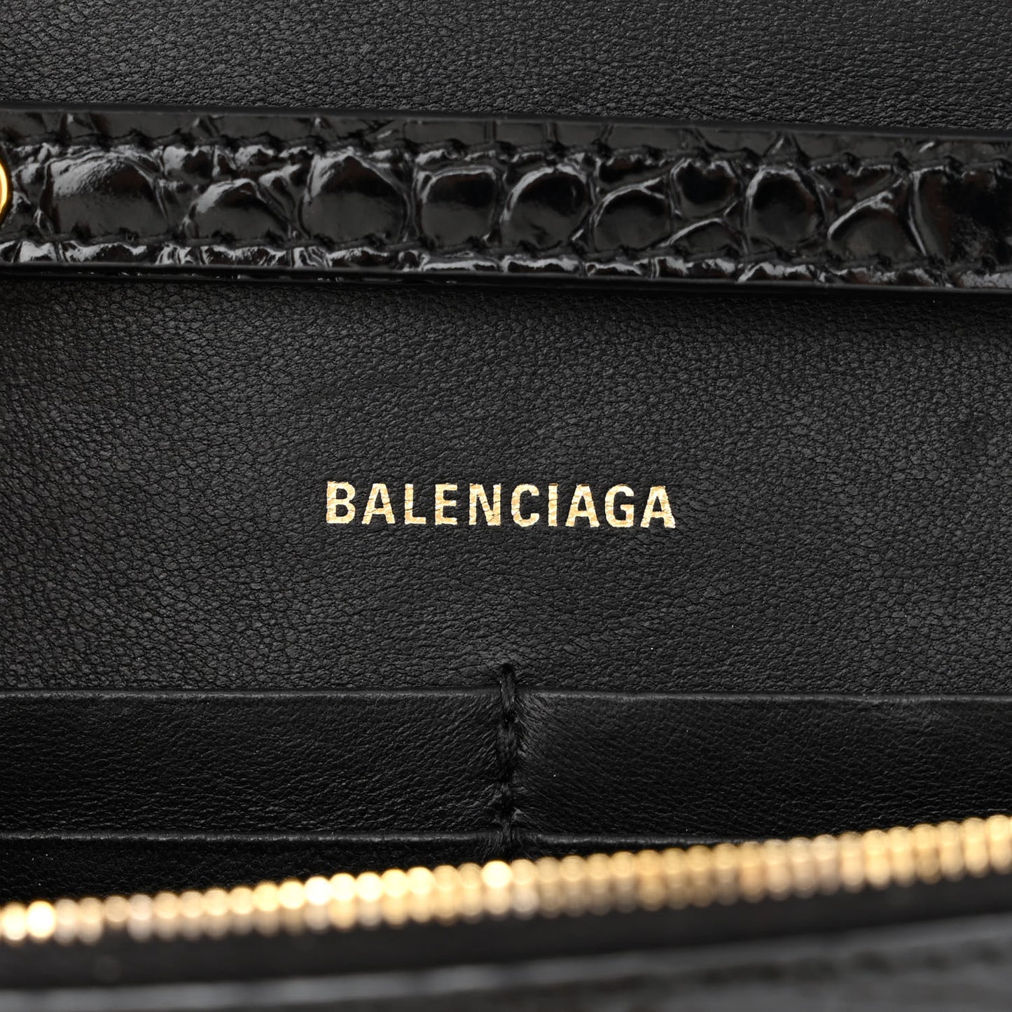 Shiny Calfskin Crocodile Embossed Hourglass Chain Bag Black