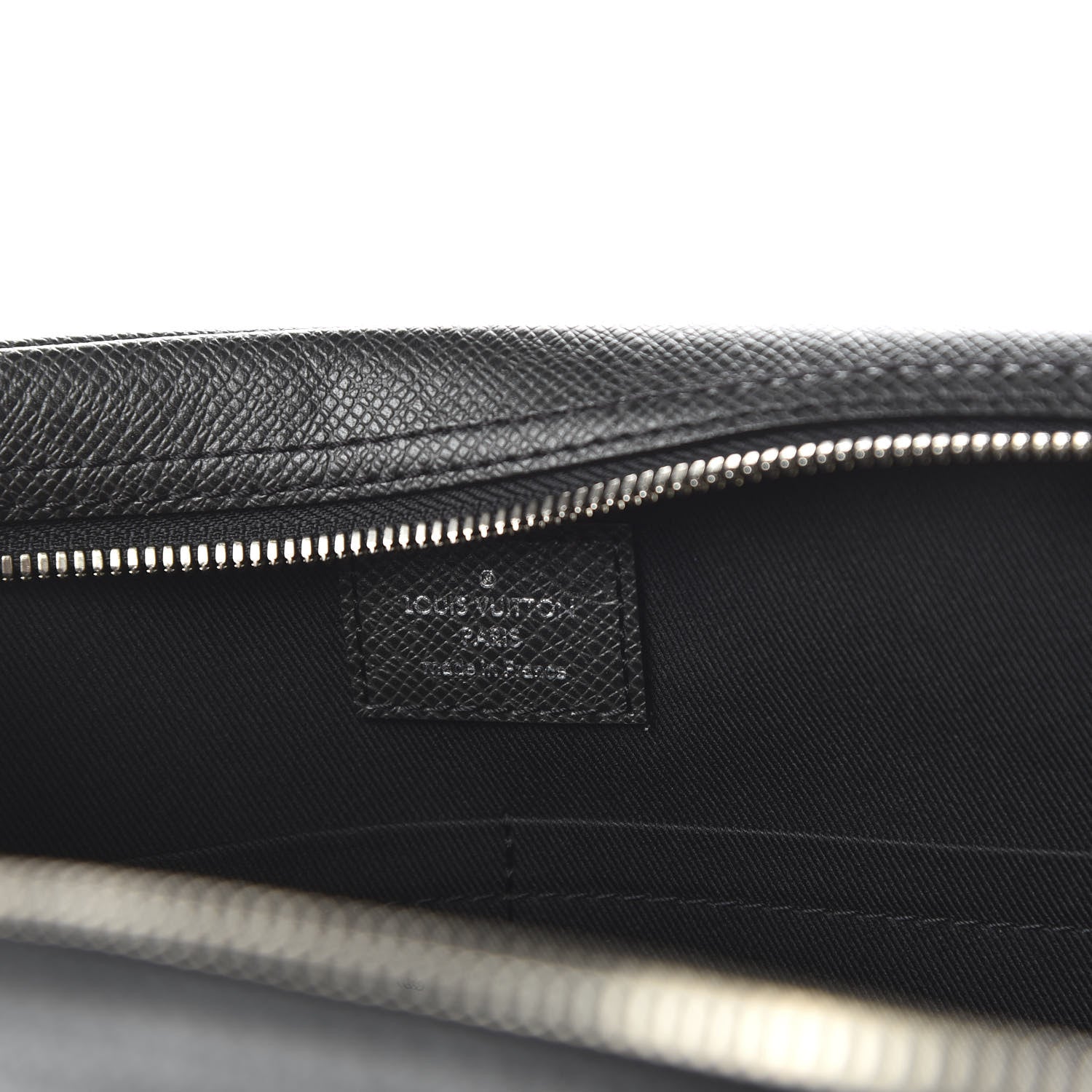 Louis Vuitton Taiga Porte Documents Voyage PM Ardoise 8 of 9