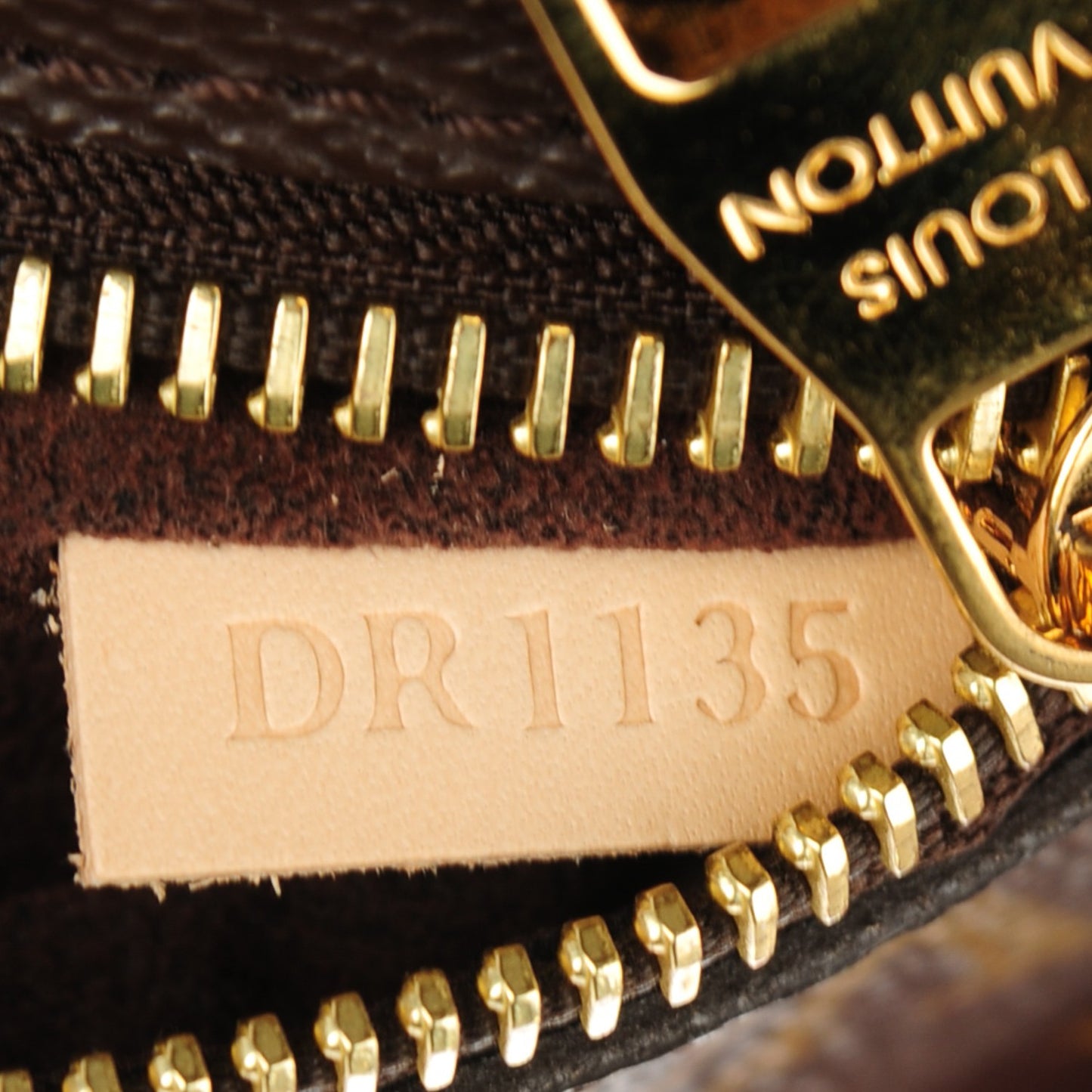 Monogram Pochette Metis