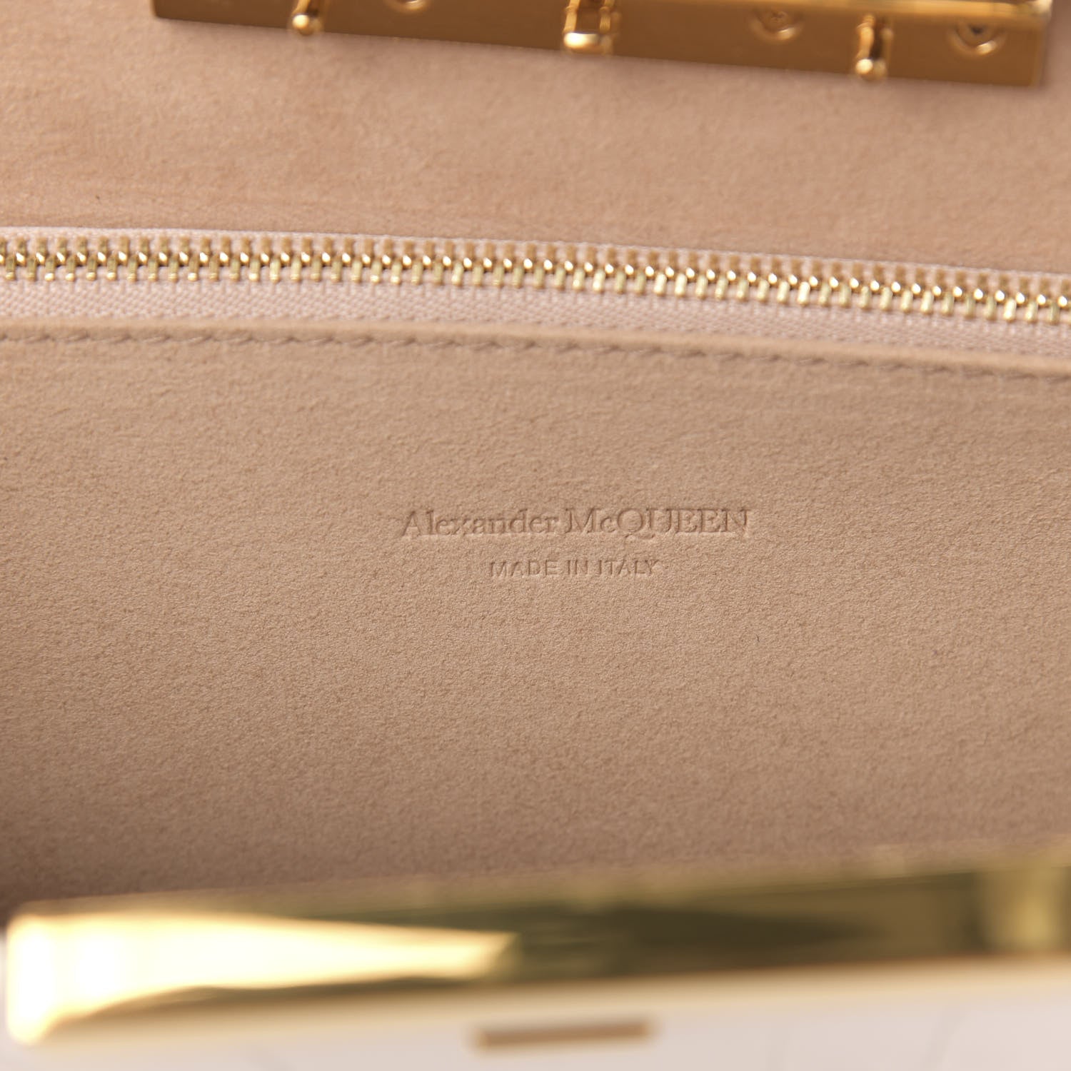 Alexander McQueen Calfskin Crocodile Embossed Knuckle Flat Clutch Off White Gold 8 of 10