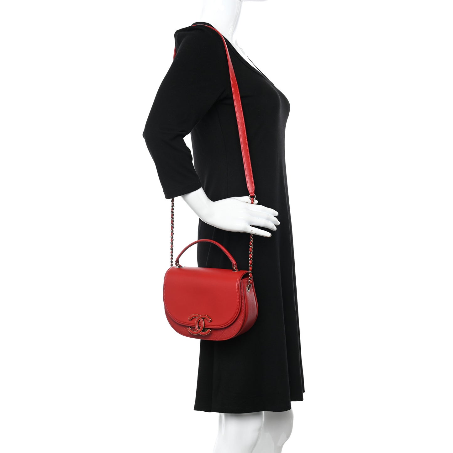Shiny Calfskin Goatskin Quilted Small Coco Curve Messenger Flap Red