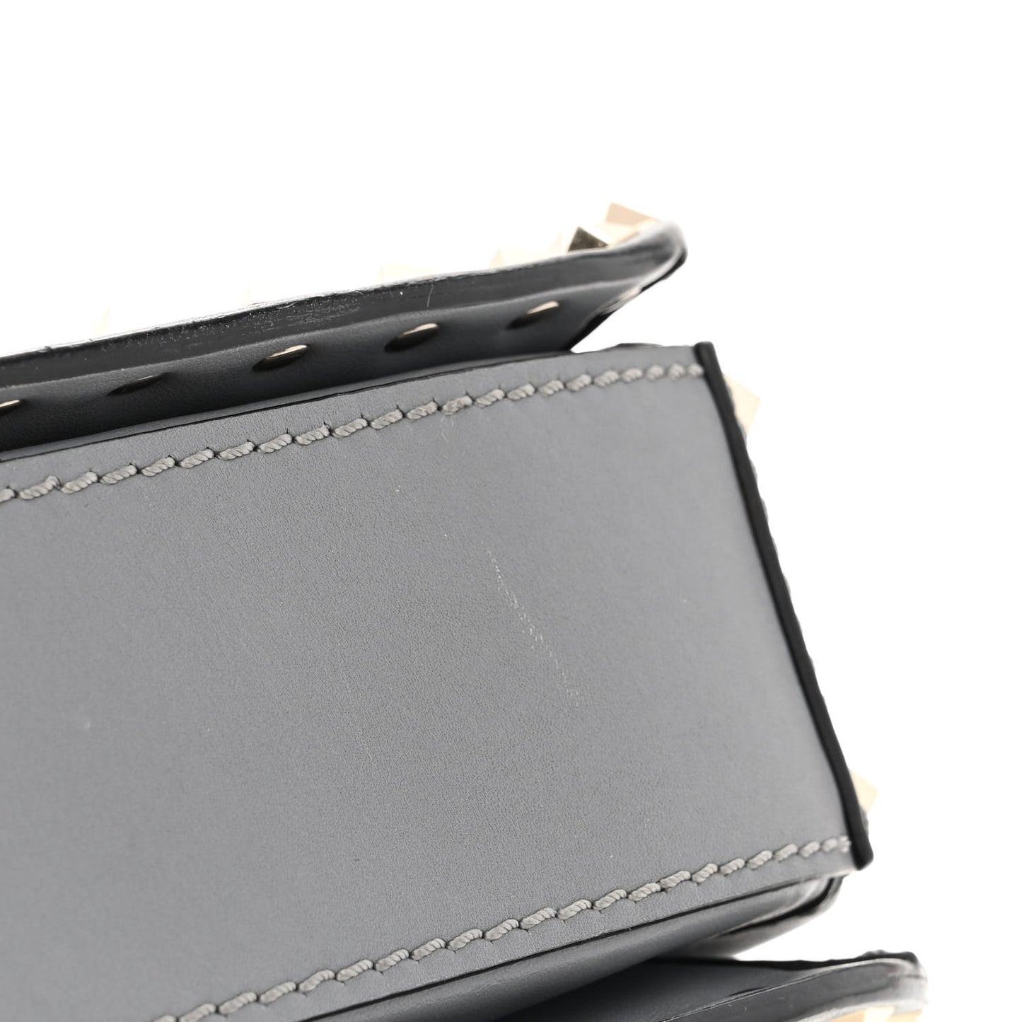 Vitello Medium Rockstud Flap Saddle Bag Light Stone