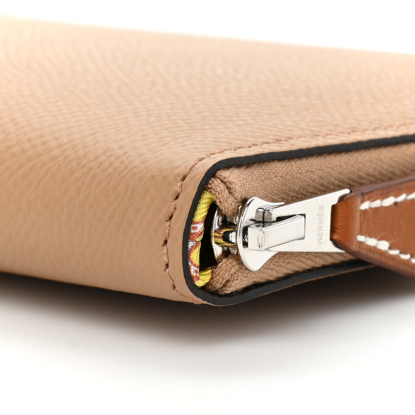 Epsom Silk'In Wallet Chai