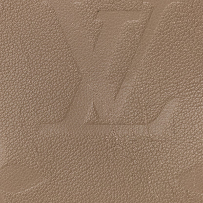 Louis Vuitton Empreinte Monogram Giant Onthego MM Tourterelle 12 of 12