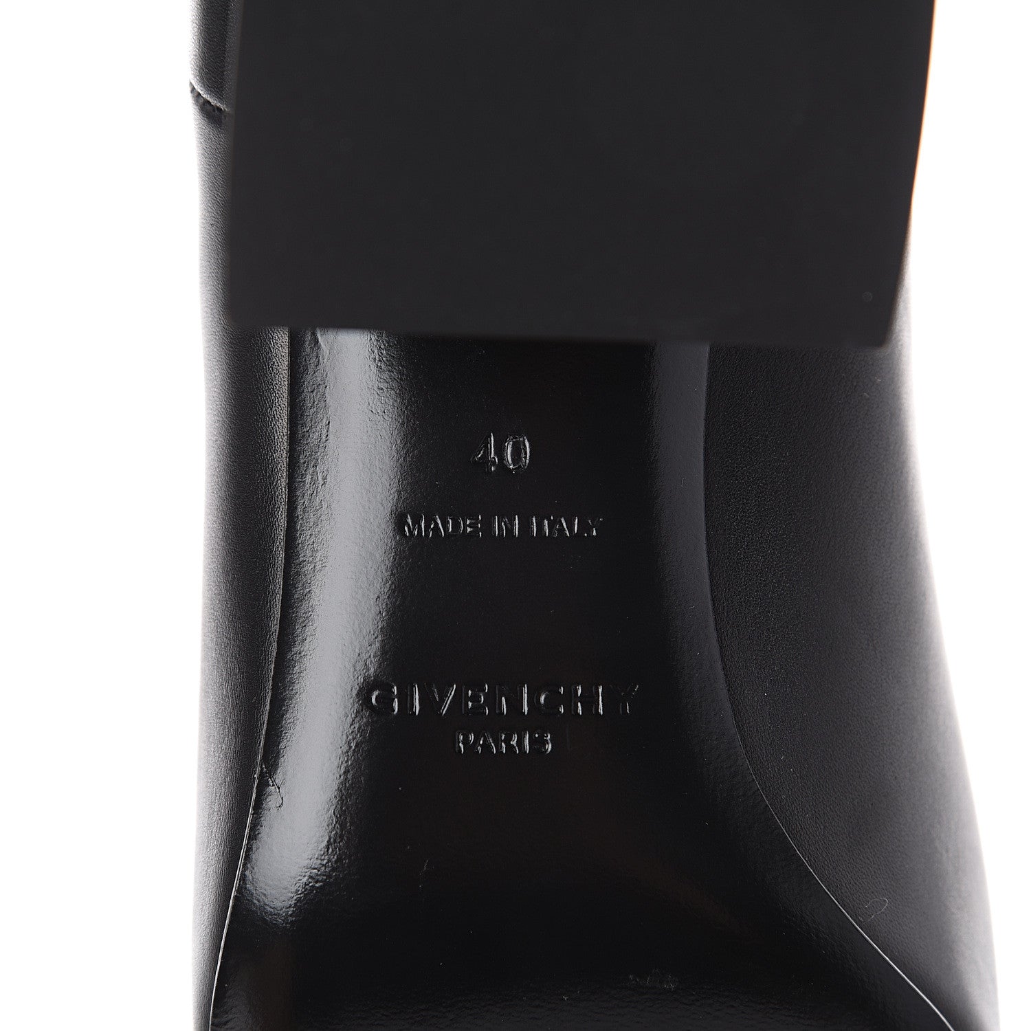 Givenchy Smooth Calfskin 4G Button Charm Chelsea Ankle Boots 40 Black 7 of 7