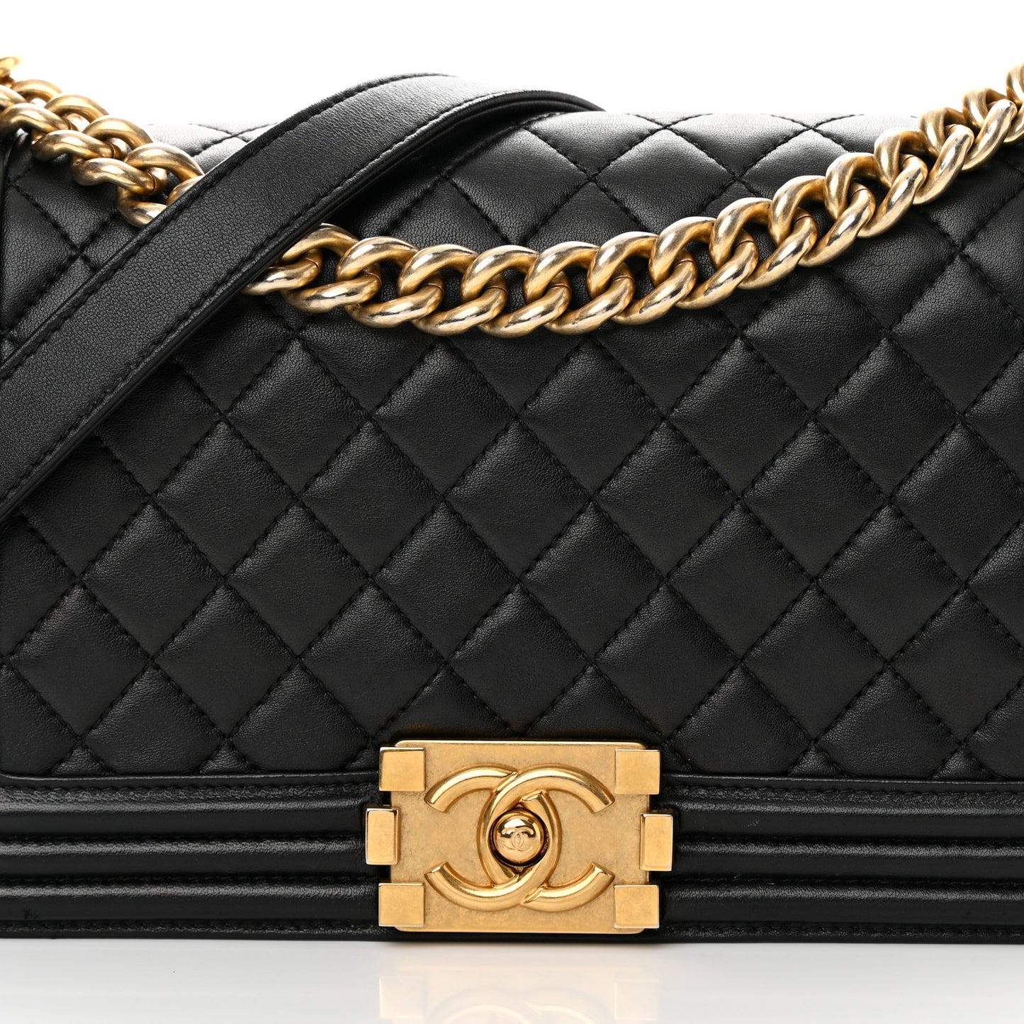 Lambskin Quilted Medium Boy Flap Black