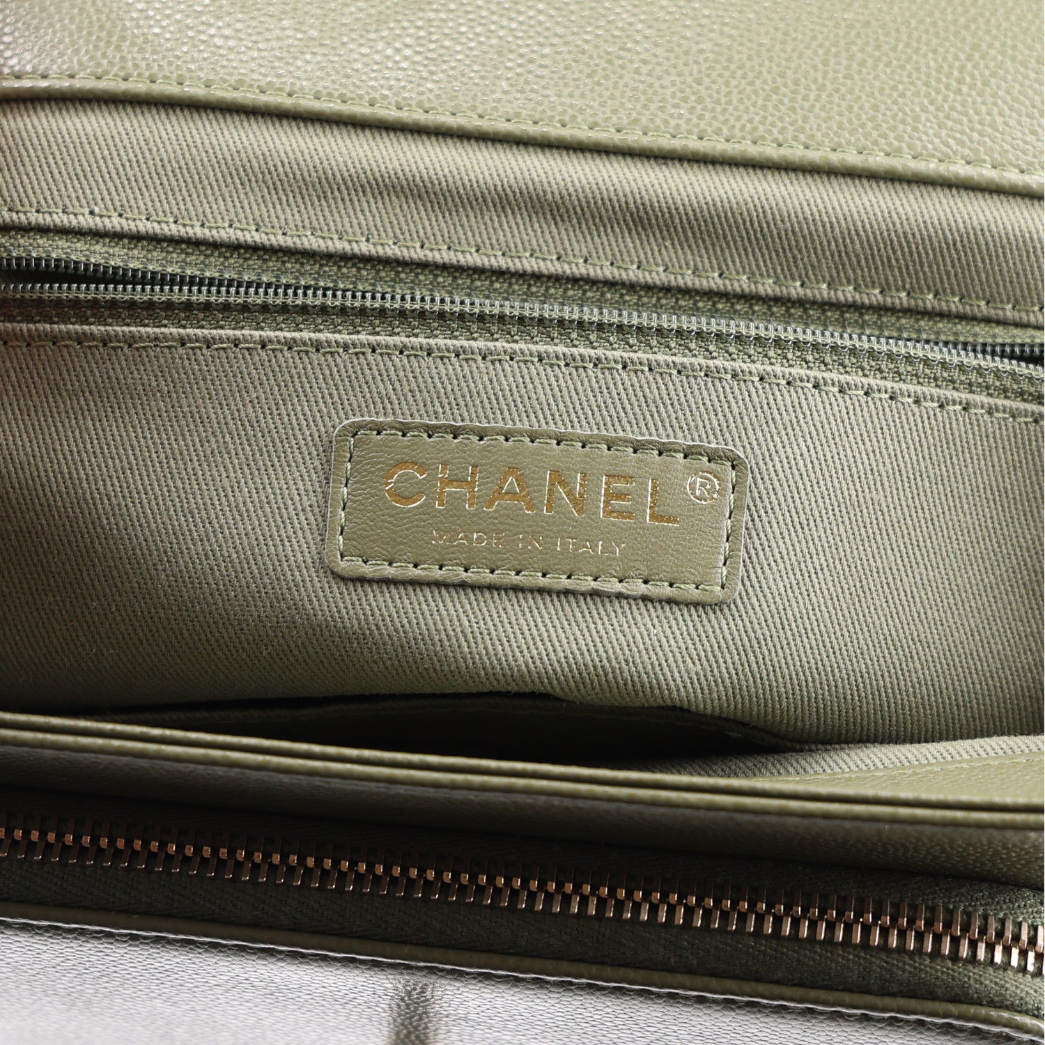 Chanel Caviar Quilted Medium Business Affinity Flap Green 5 of 10