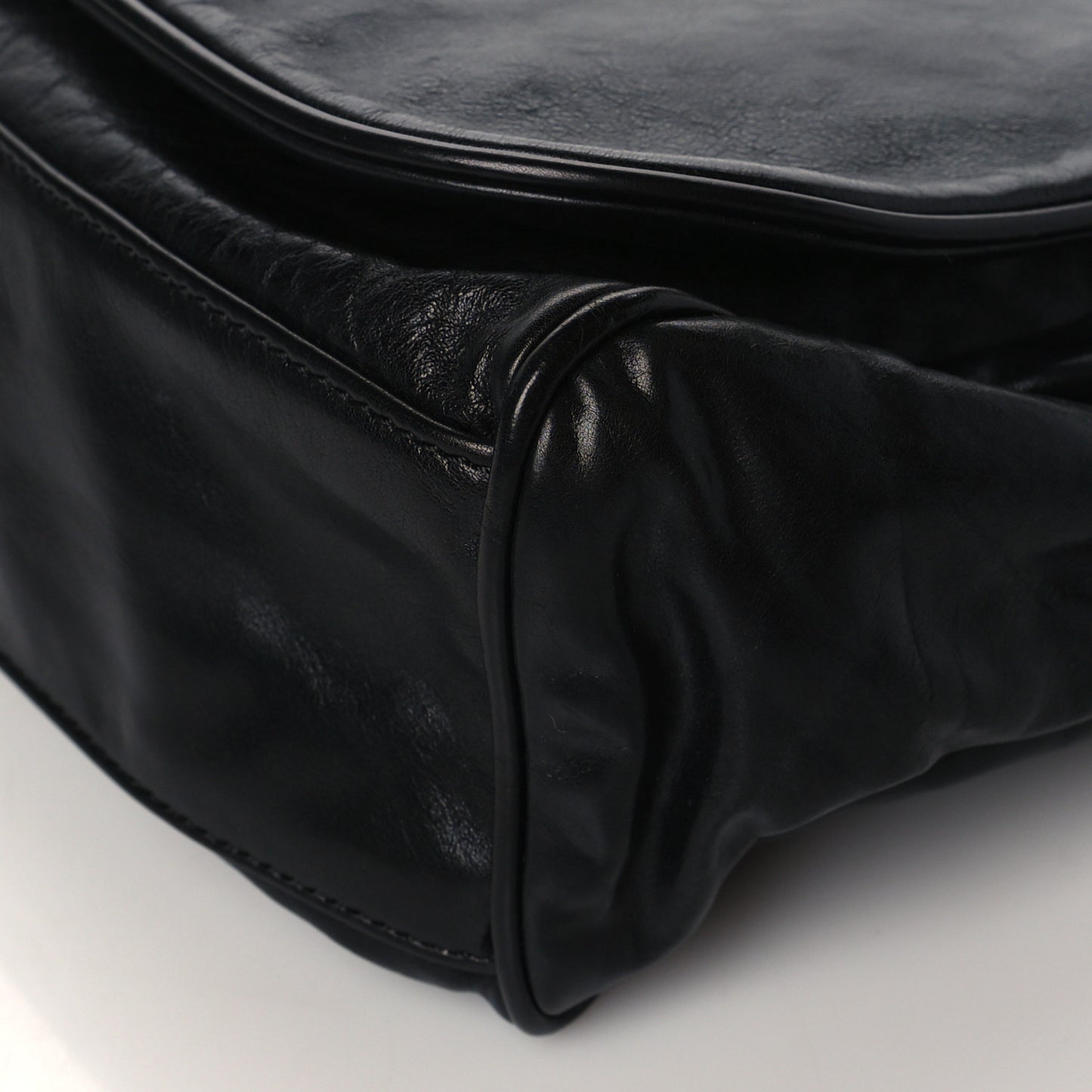 Calfskin Small Rock and Chain Flap Black
