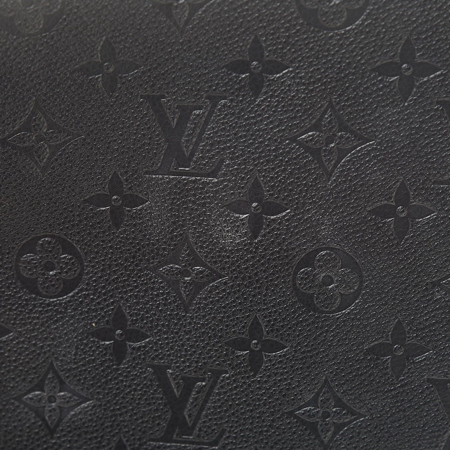 Louis Vuitton Empreinte iPad 2 Softcase Infini 9 of 9