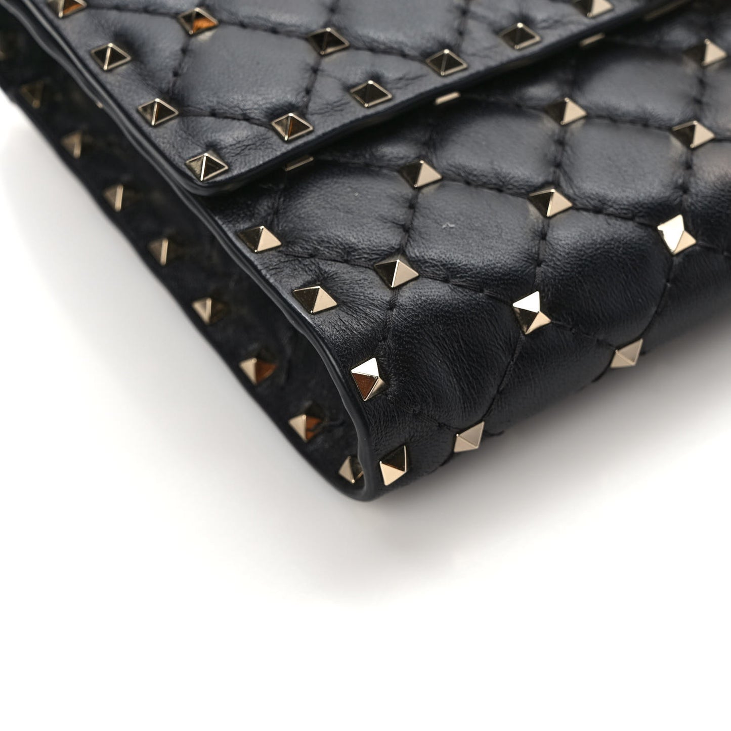 Nappa Rockstud Spike Wallet on Chain Black