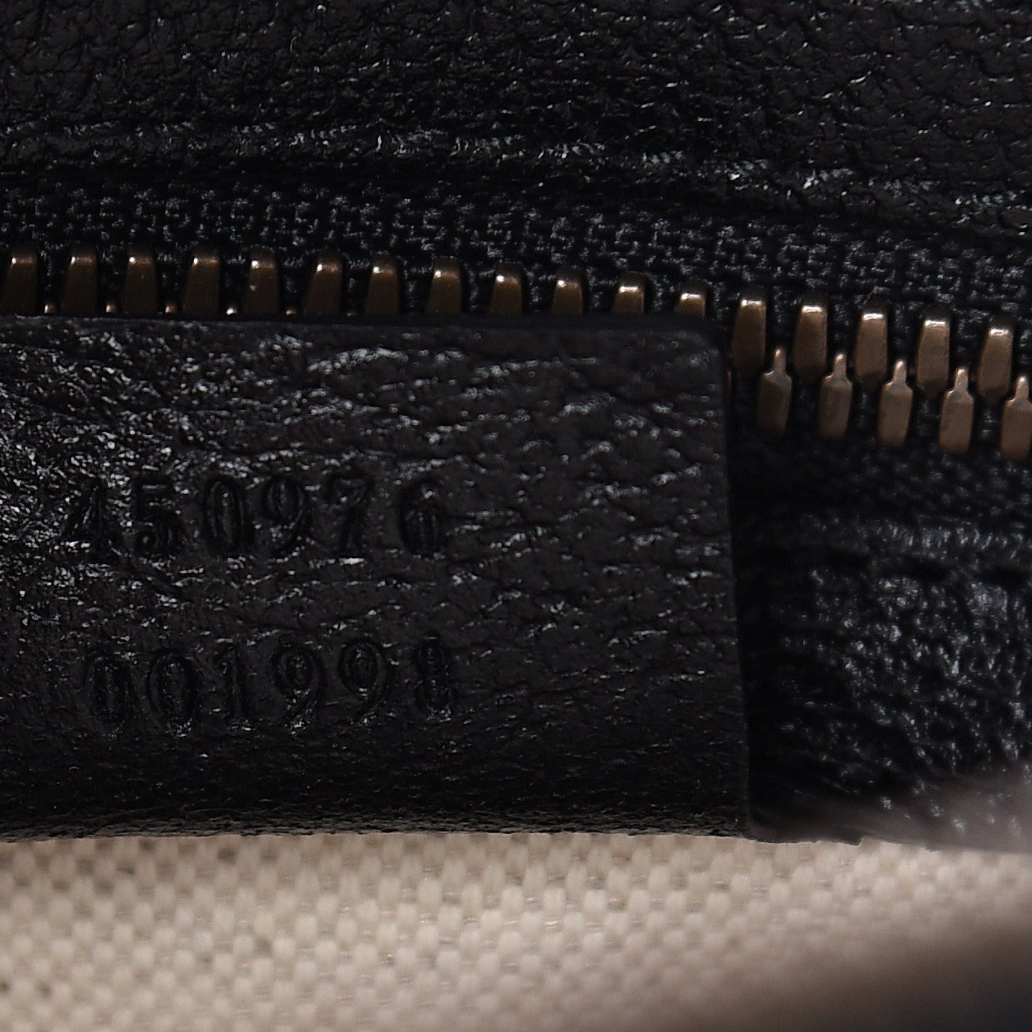 Gucci Grained Calfskin Bee Star Messenger Black 7 of 11