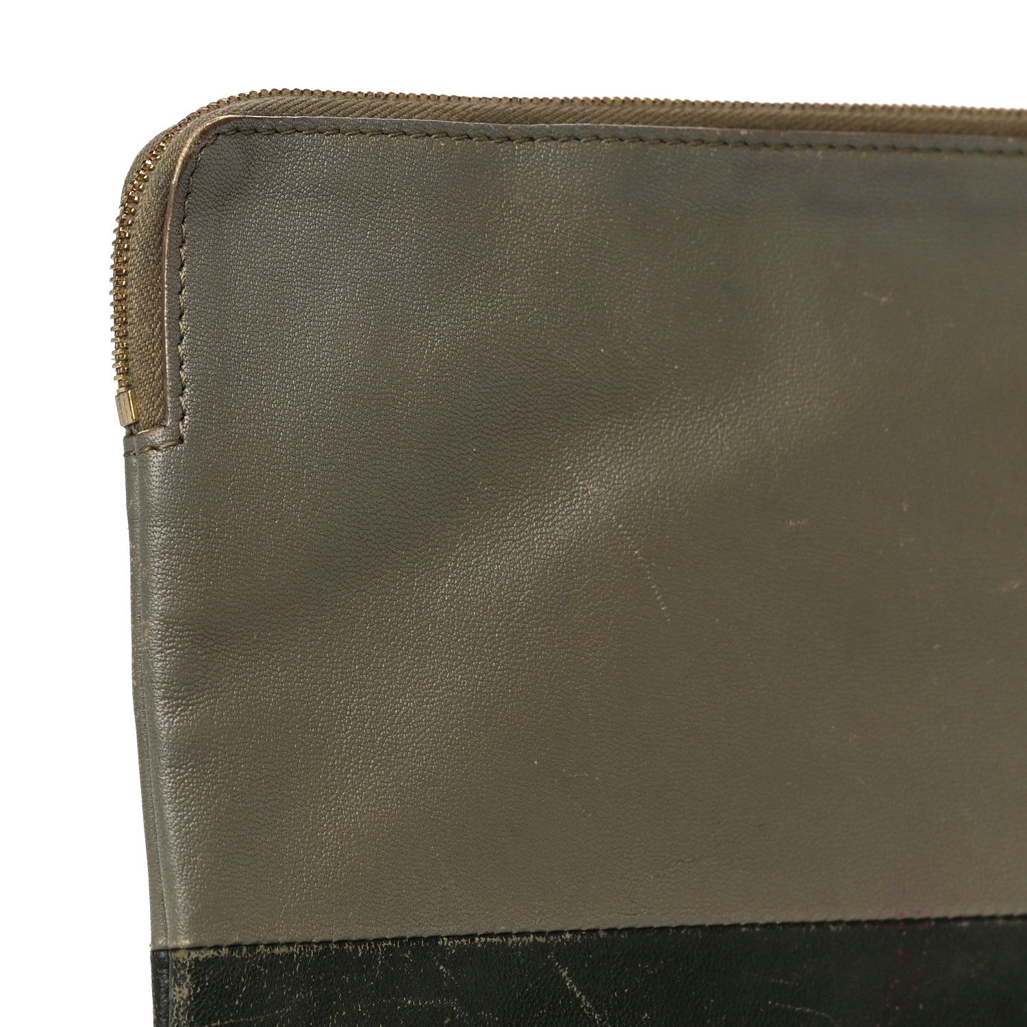Celine Smooth Lambskin Bi-Color Solo Clutch Pouch Army Green 18 of 32
