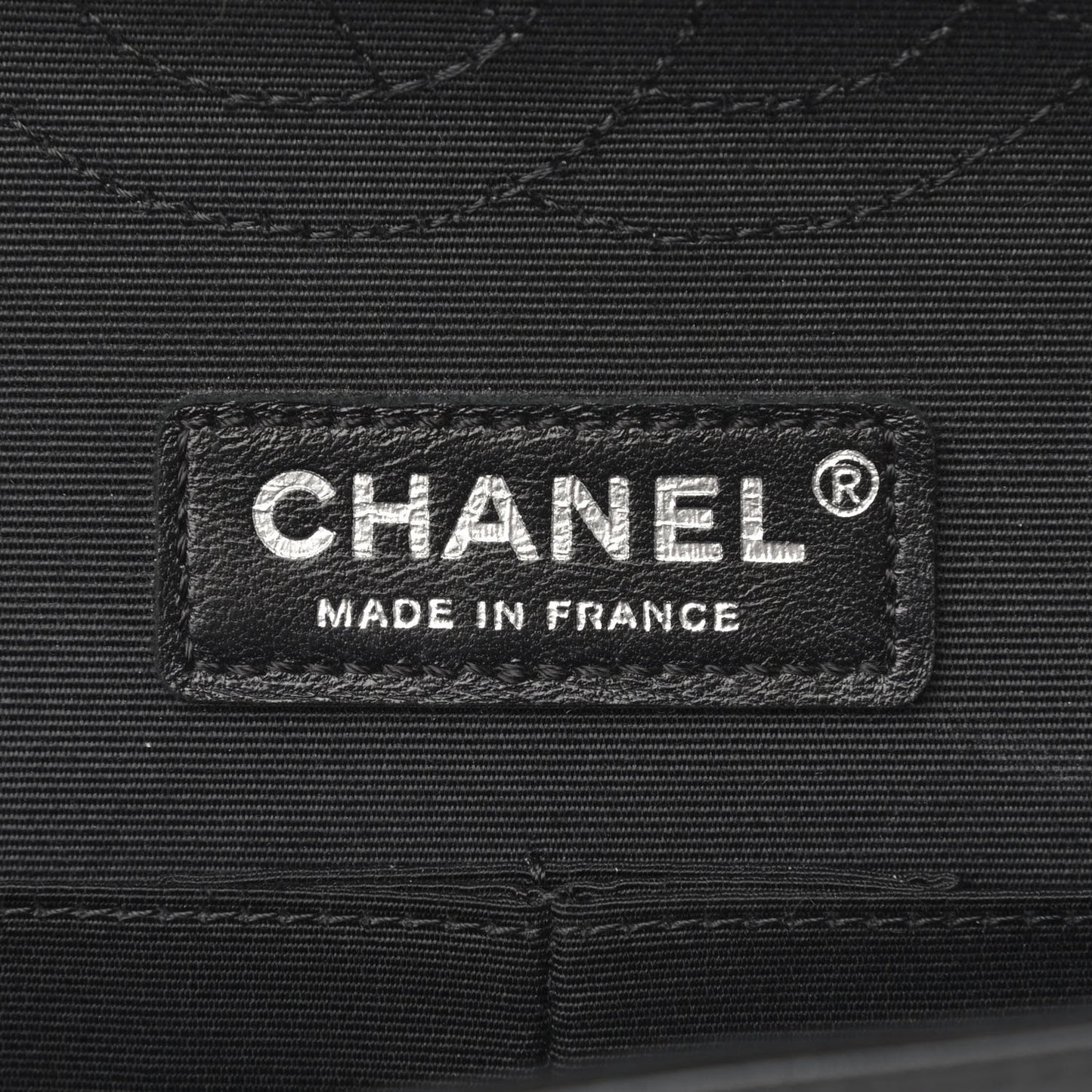 Calfskin Medium Classic Pure Double Flap Black