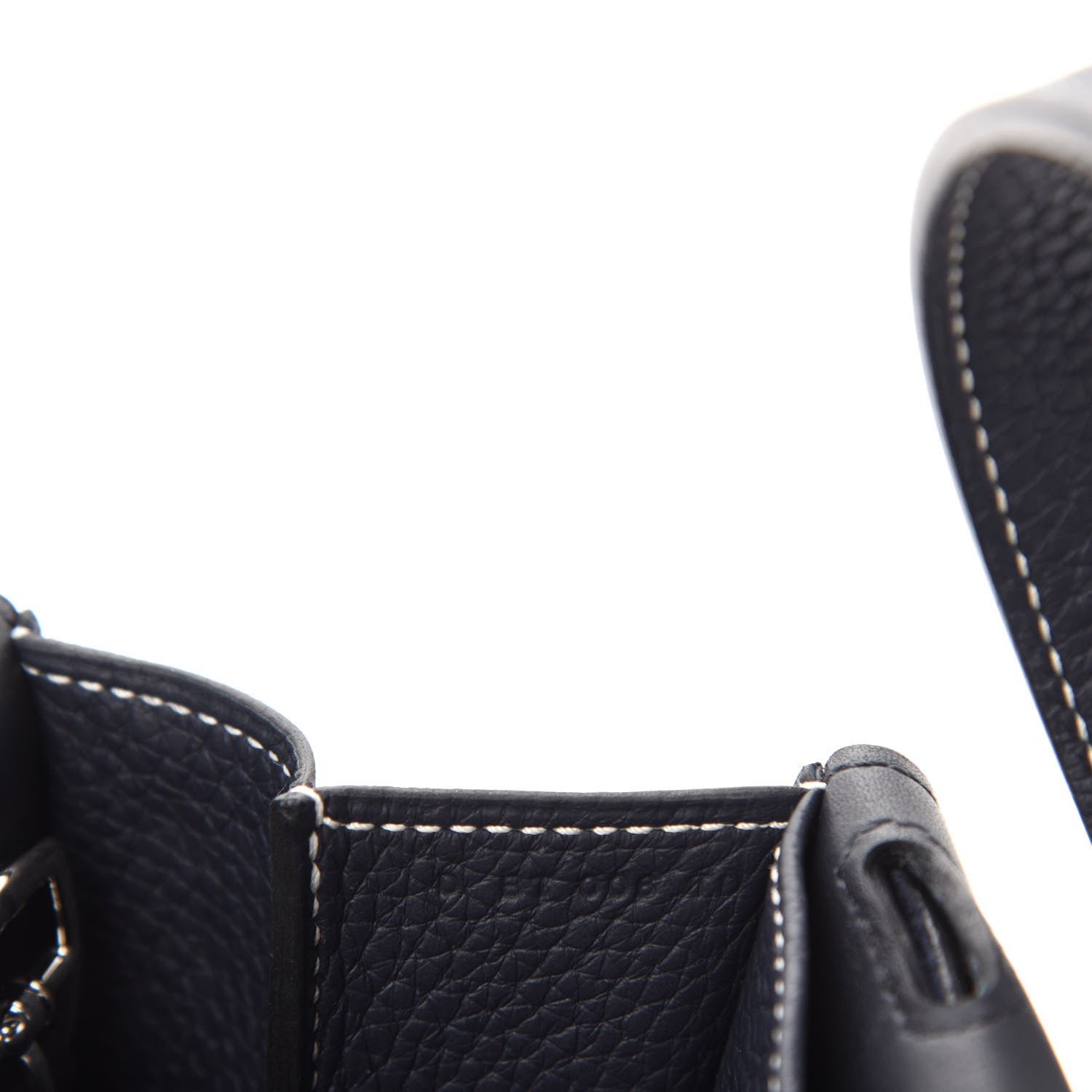 Hermes Taurillon Clemence Halzan 31 GM Bleu Nuit 9 of 11
