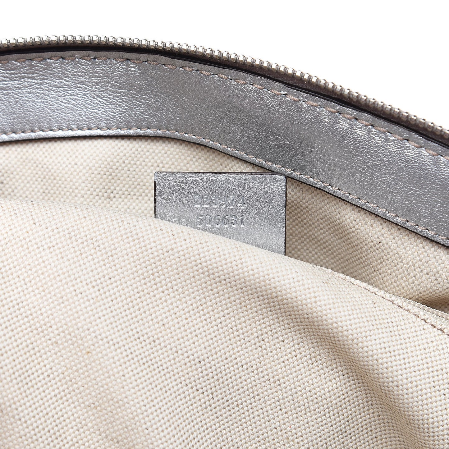 Metallic Guccissima Medium Sukey Boston Silver