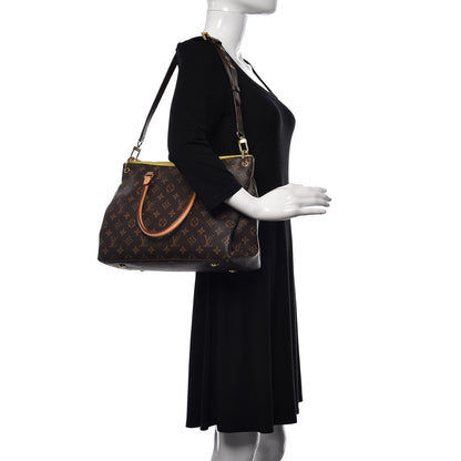 Louis Vuitton Monogram Pallas Pistache 3 of 16