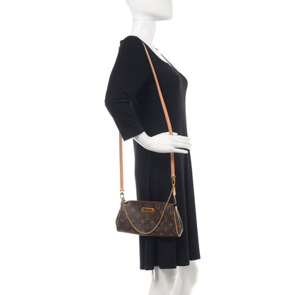 Louis Vuitton Monogram Eva Clutch 2 of 10