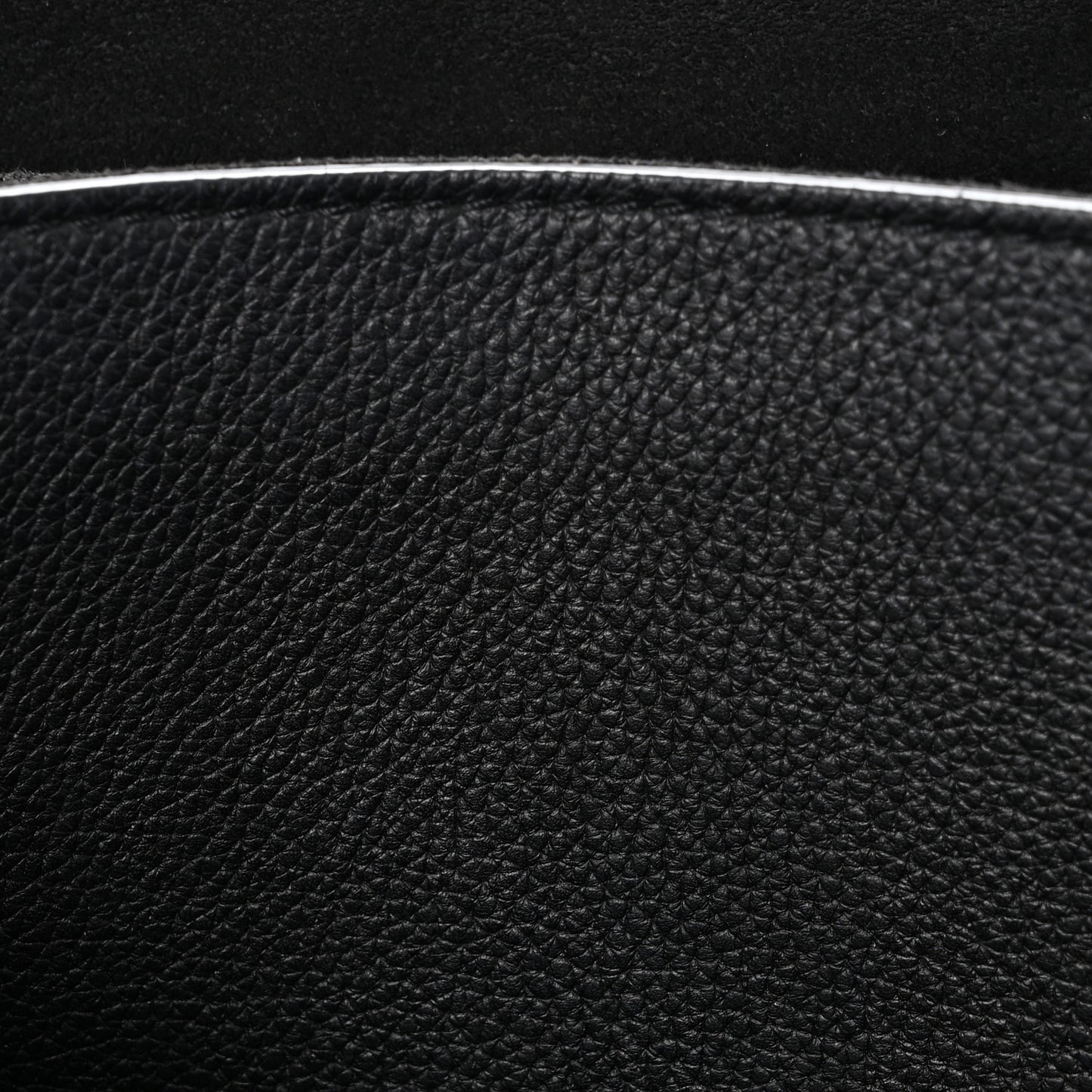 Soft Calfskin My Lockme Studs Black