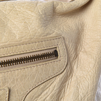 Balenciaga Agneau Classic Hardware Day Hobo Praline 17 of 22