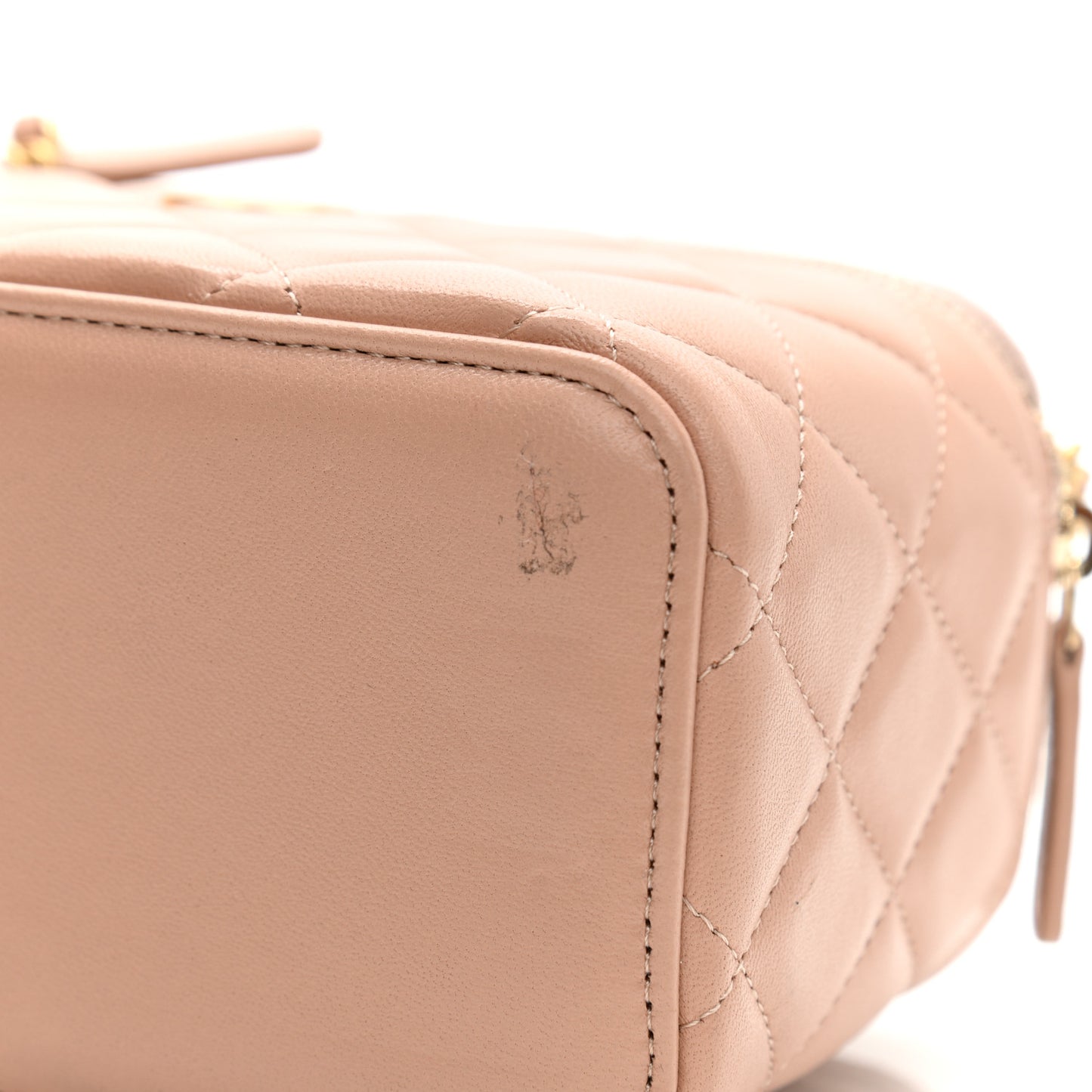Lambskin Quilted Small Top Handle Vanity Case With Chain Beige