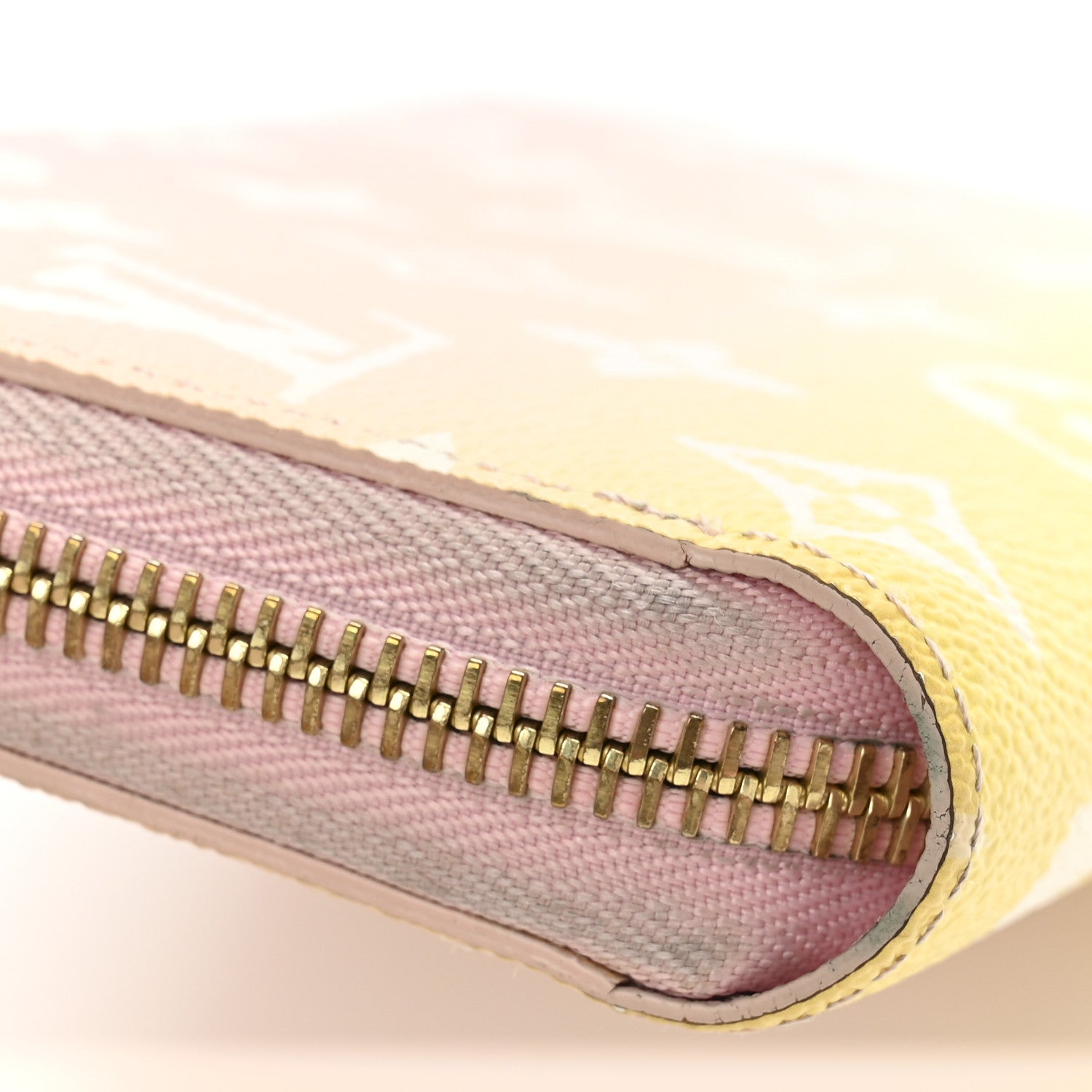 Louis Vuitton Monogram Giant By The Pool Zippy Wallet Light Pink 9 of 10