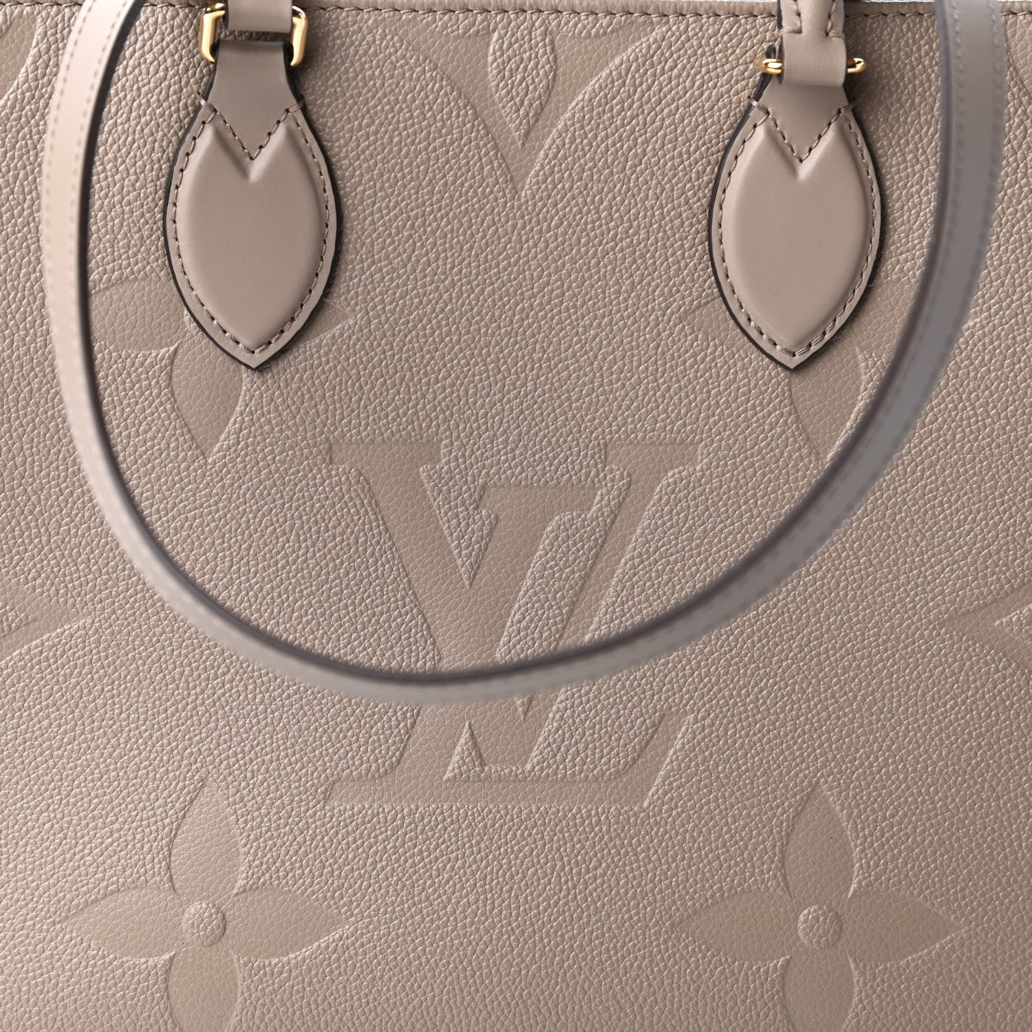 Louis Vuitton Empreinte Monogram Giant Onthego MM Tourterelle 9 of 9