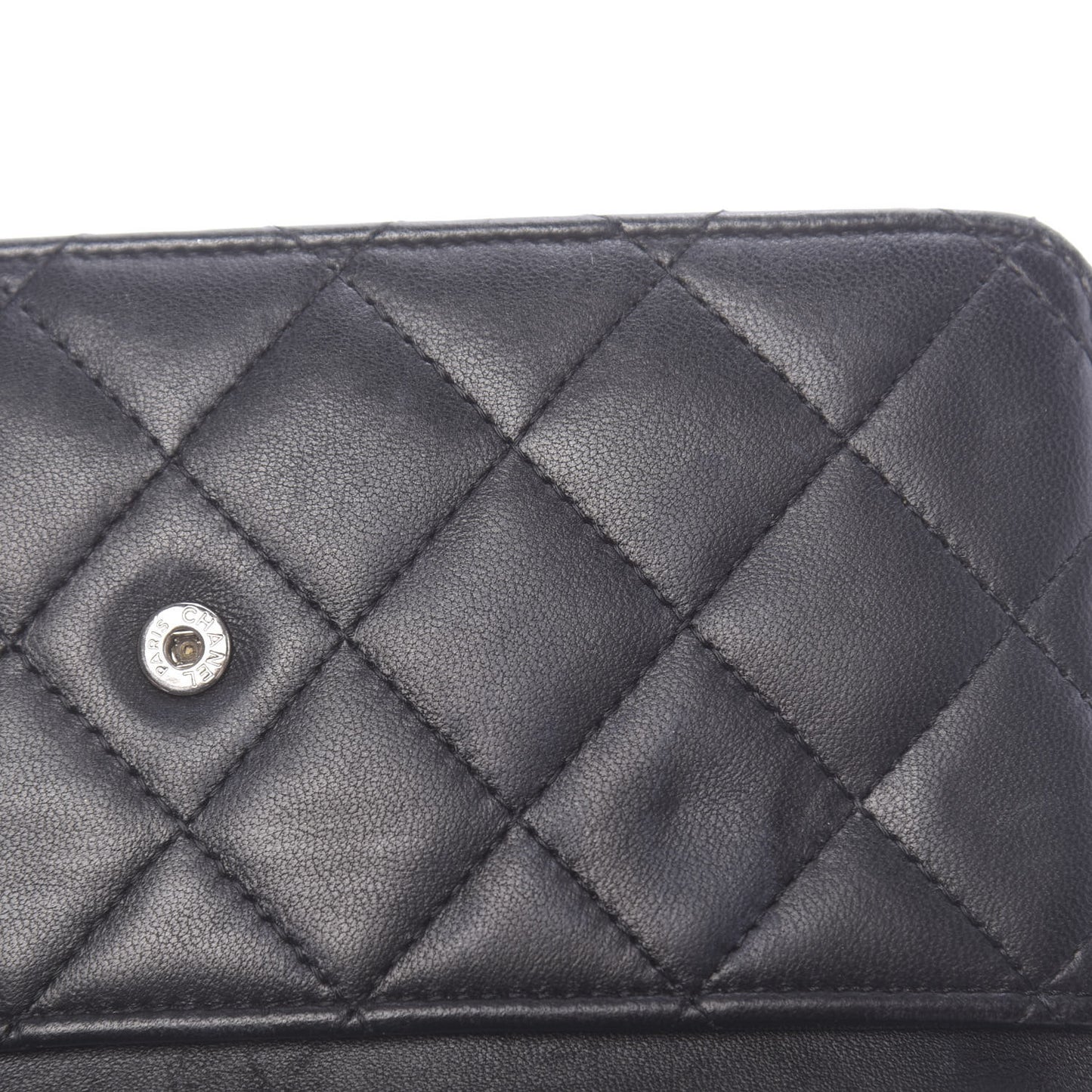 Lambskin Quilted Wallet On Chain WOC Black