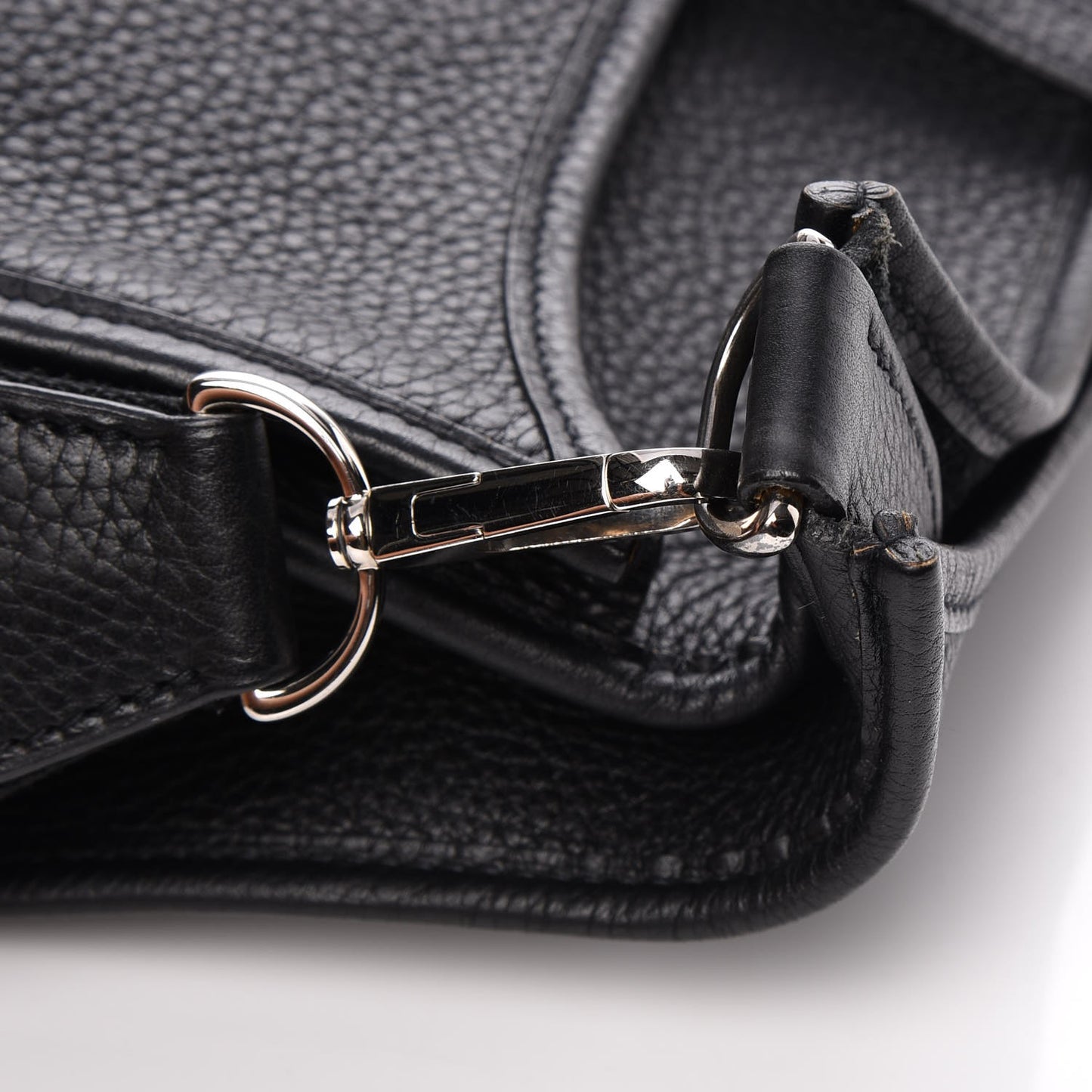 Taurillon Clemence Evelyne II PM Black