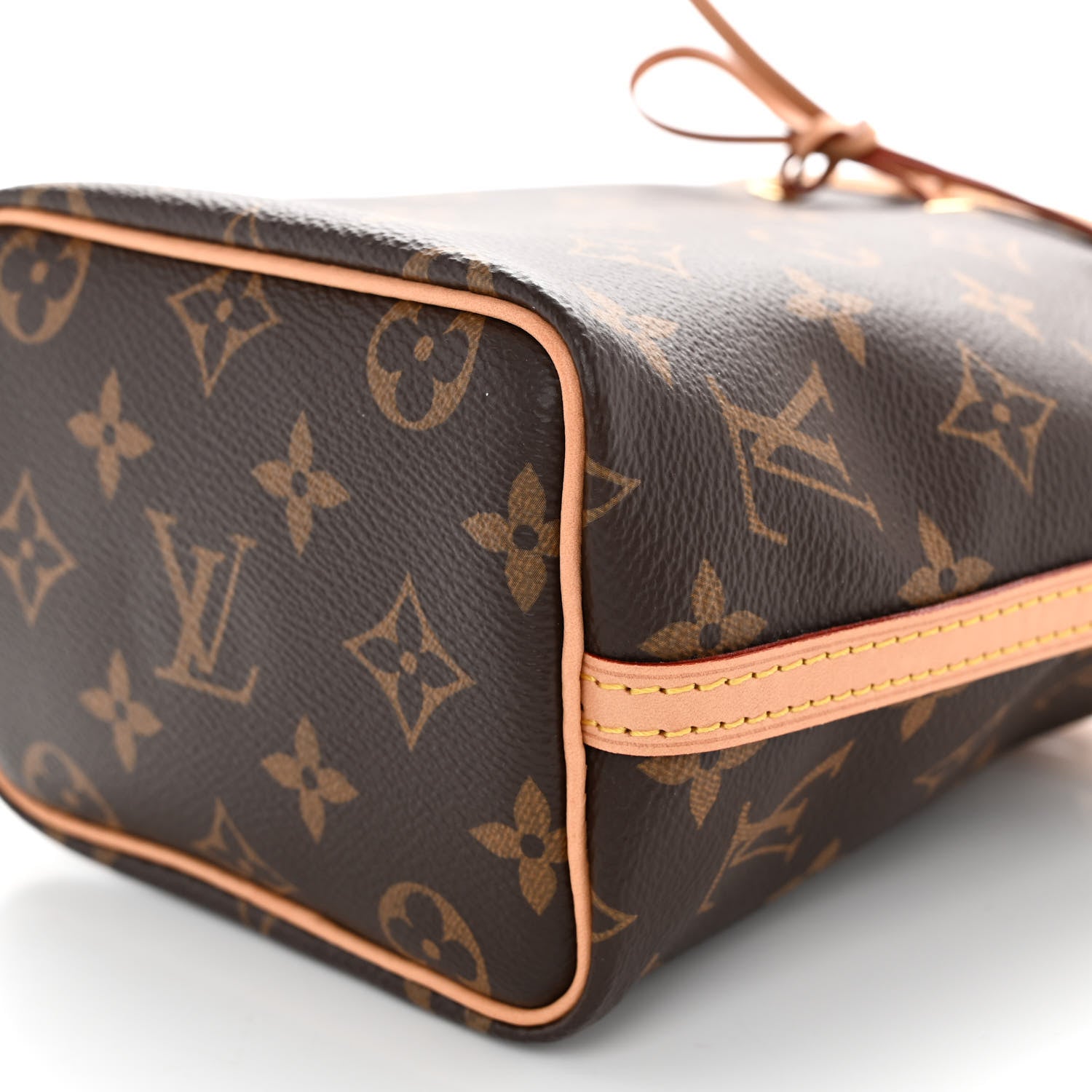 Louis Vuitton Monogram Nano Noe 10 of 11
