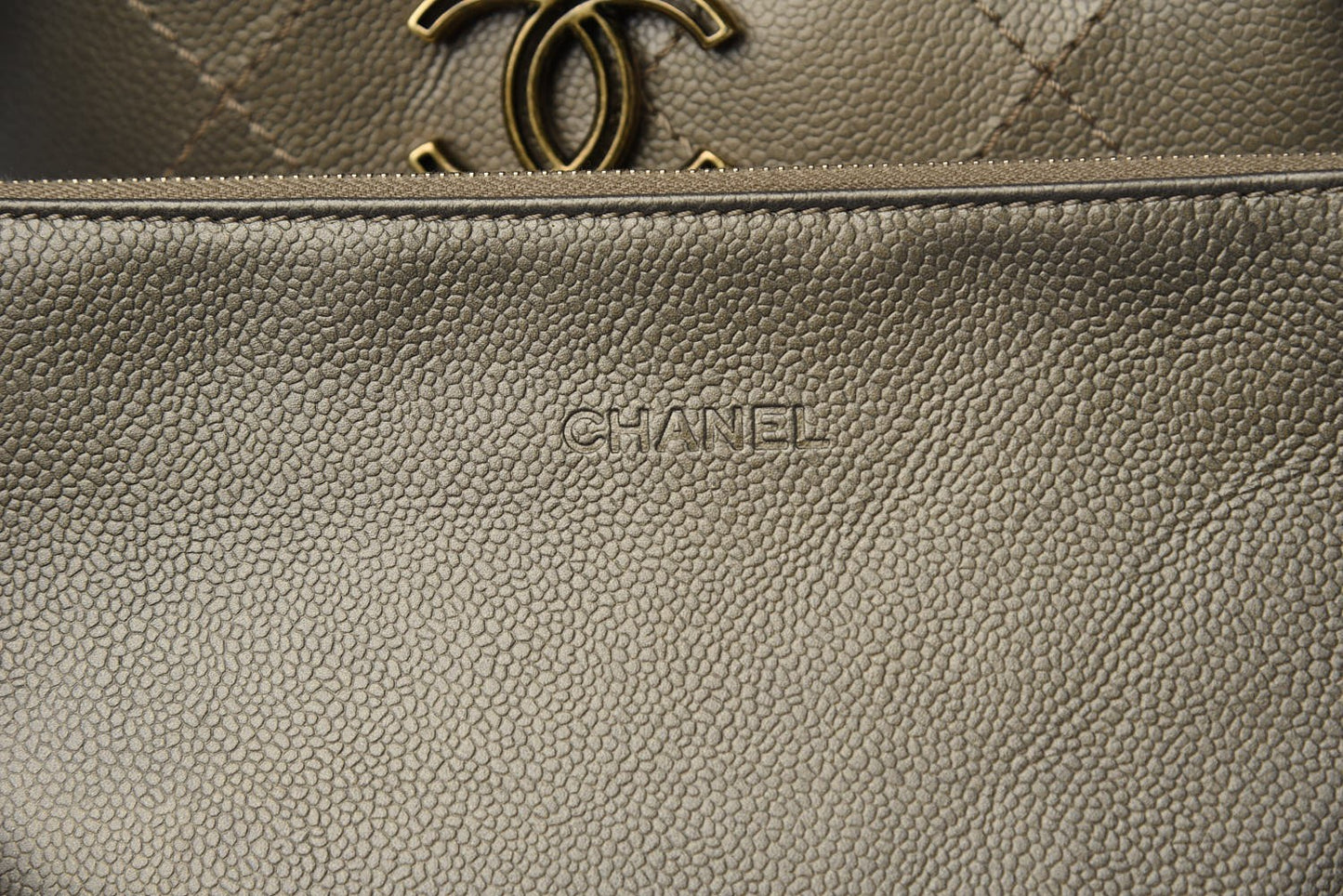 Grained Calfskin Large Shopping Fever Tote Gold