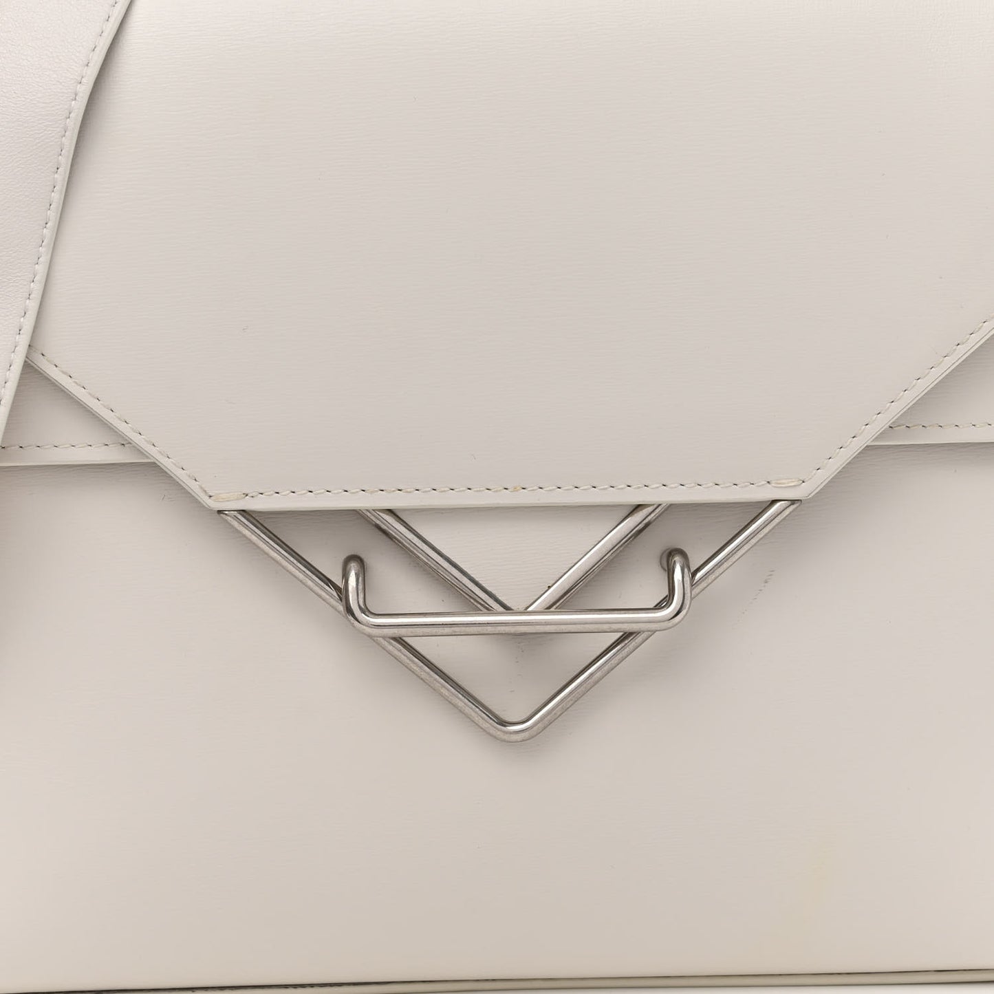Box Calfskin Nappa Clip Bag Chalk