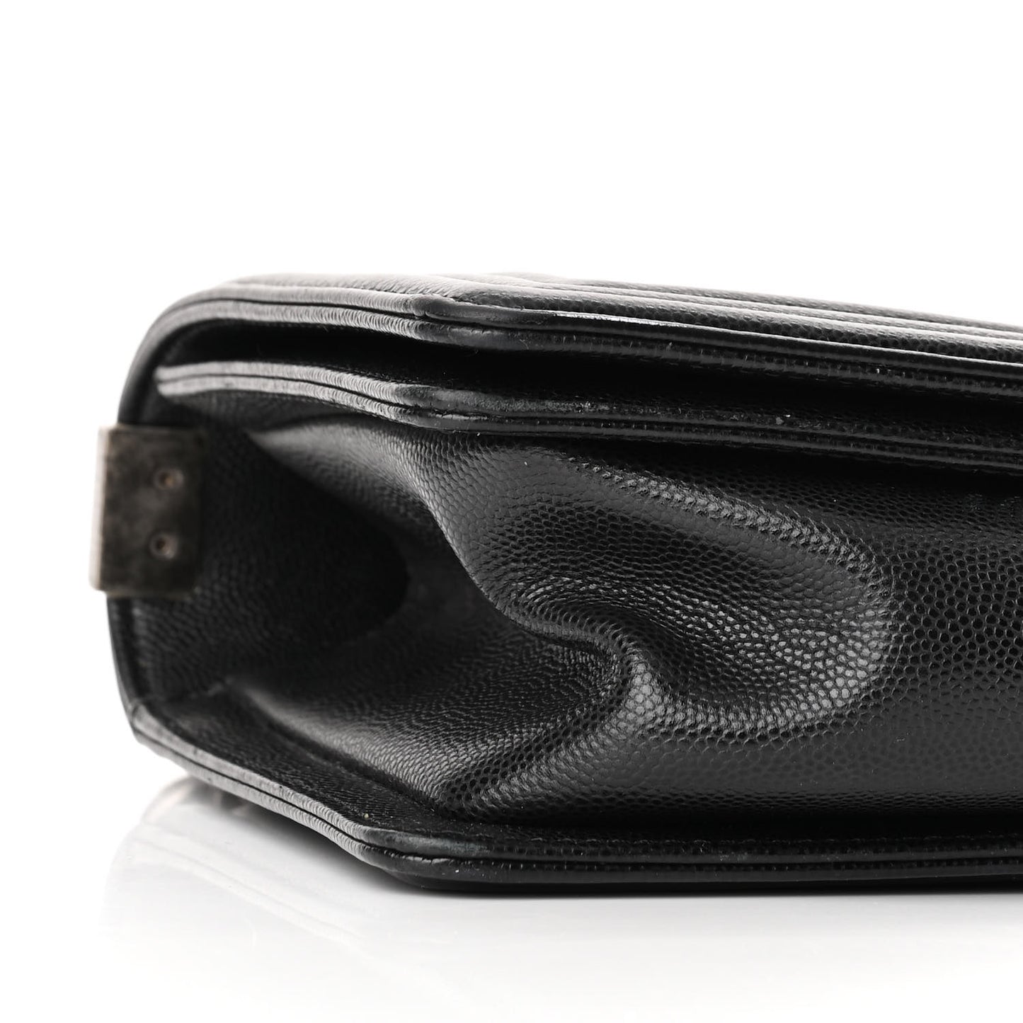 Caviar Quilted Medium Boy Flap Black
