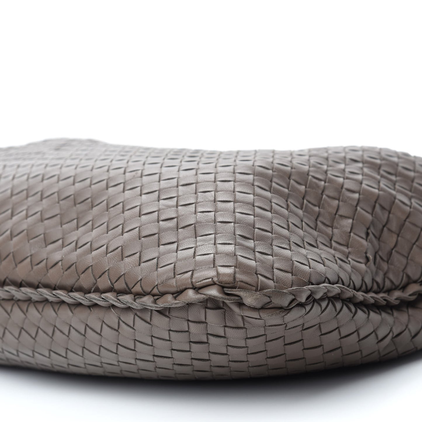 Nappa Intrecciato Medium Veneta Hobo Shadow