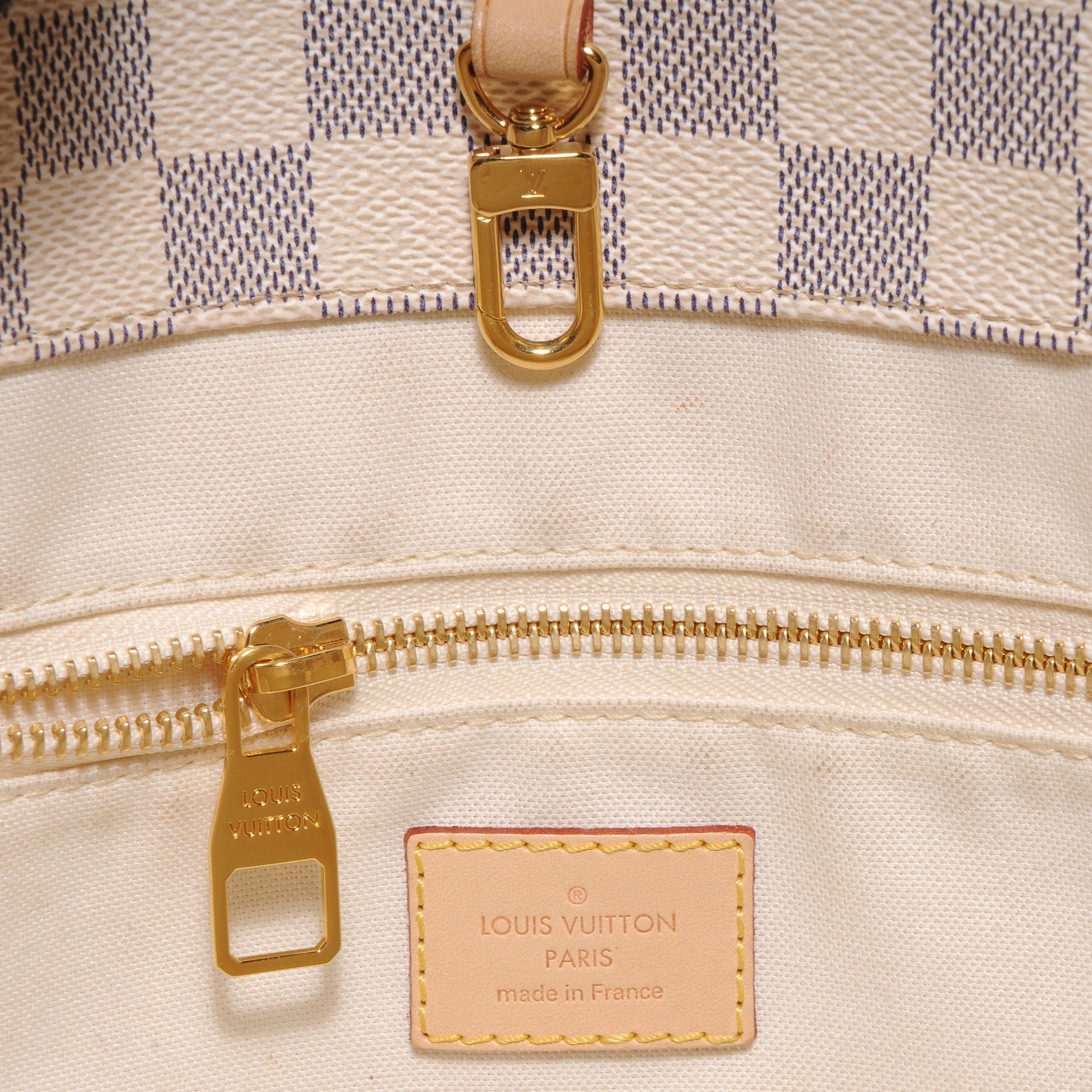 Louis Vuitton Damier Azur Cabas Adventure MM 6 of 7